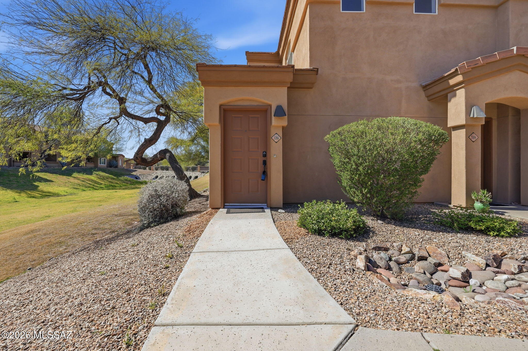 Pinnacle Canyon Condominium - Residential