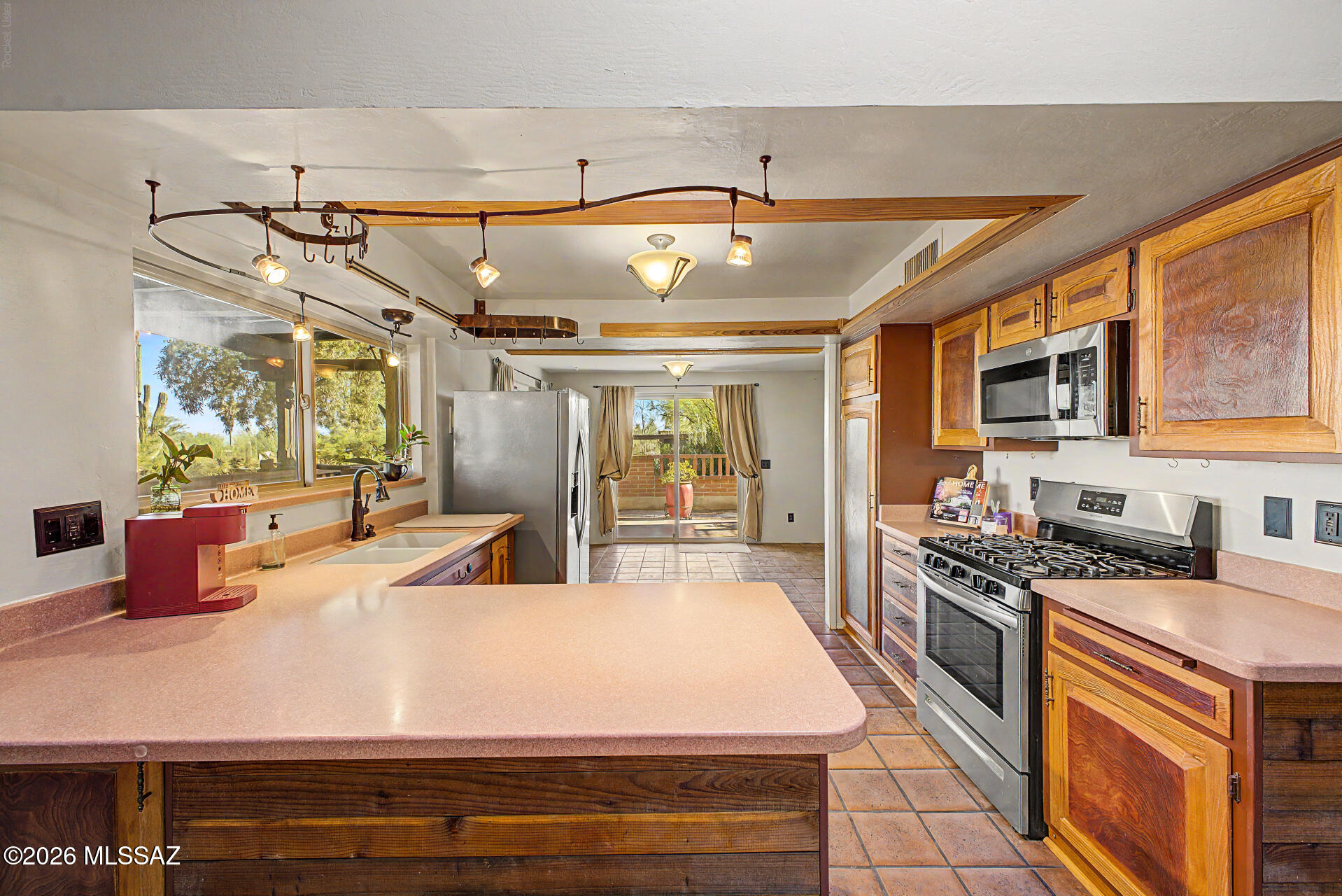Catalina Pueblo NO. 2 (35-88) - Residential
