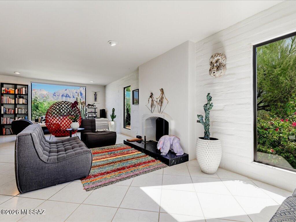 Catalina Foothills Estates NO. 7 - Residential