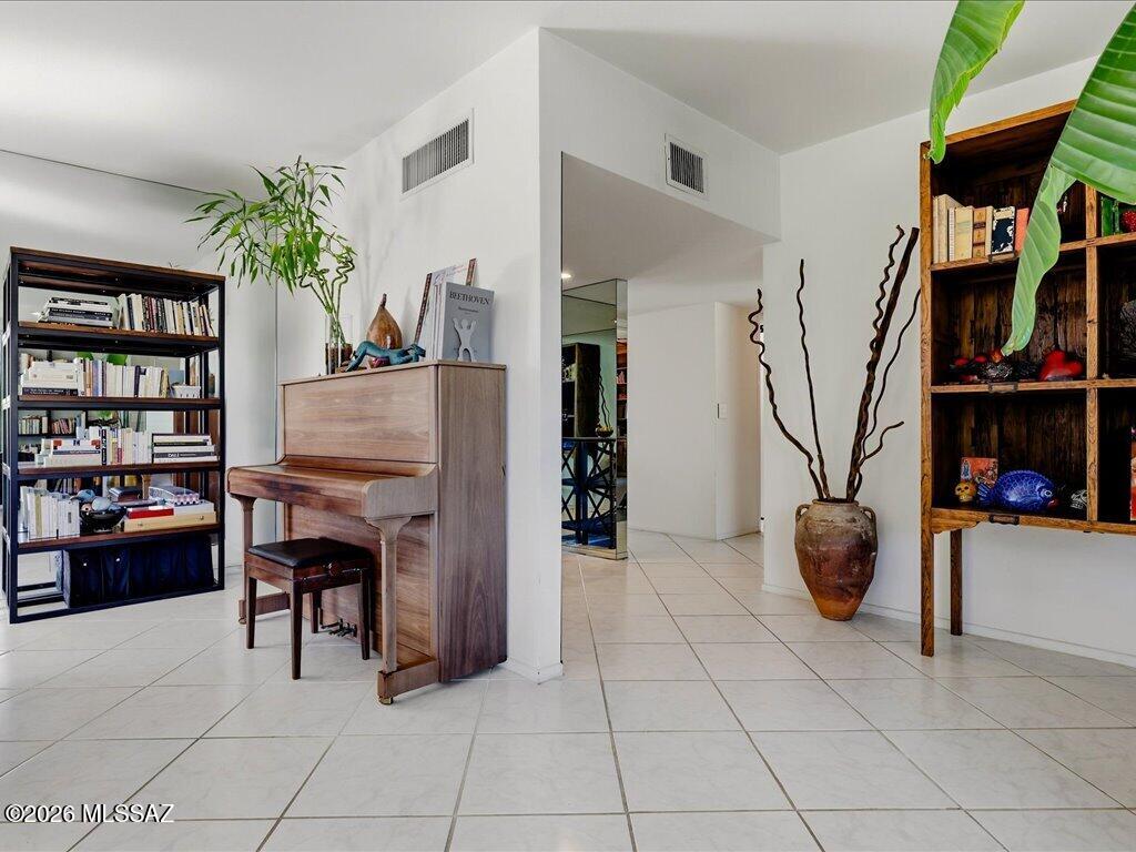 Catalina Foothills Estates NO. 7 - Residential