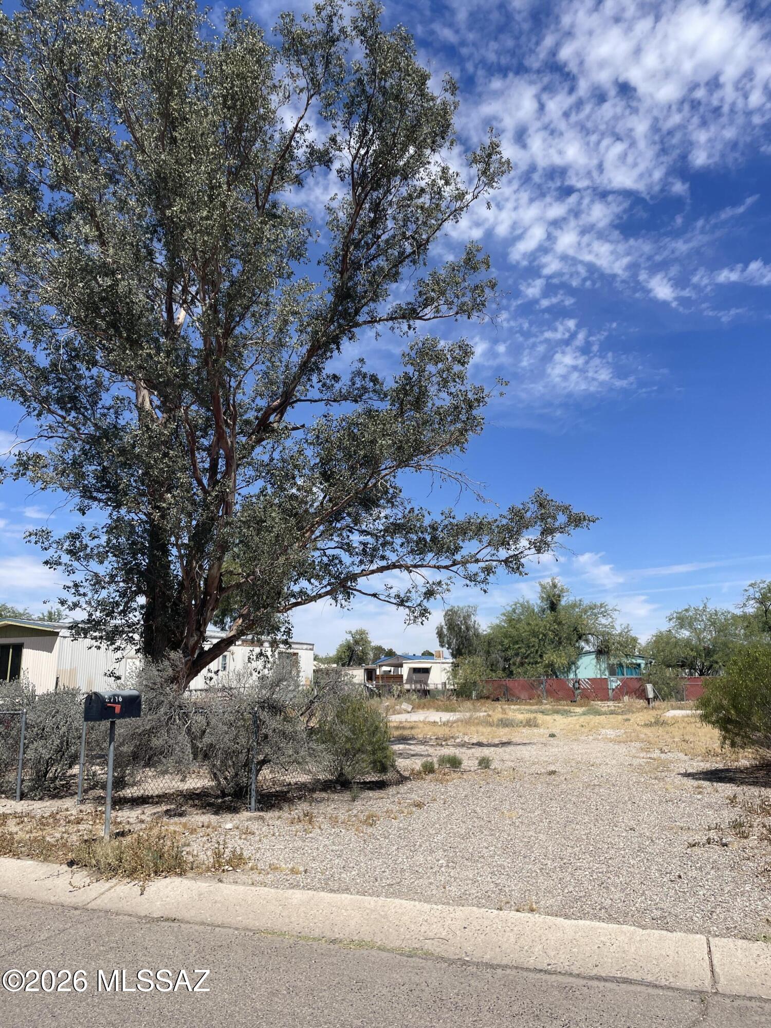 This .19-acre lot, is level, ideal for a manufactured home or new build. Essential utilities at the lot, including water, electricity, gas, and sewer. Located on a paved road with easy access to major highways, schools, shopping, and parks. No HOA. North/South orientation.
Cash only or Seller may consider carryback financing with 20% down.