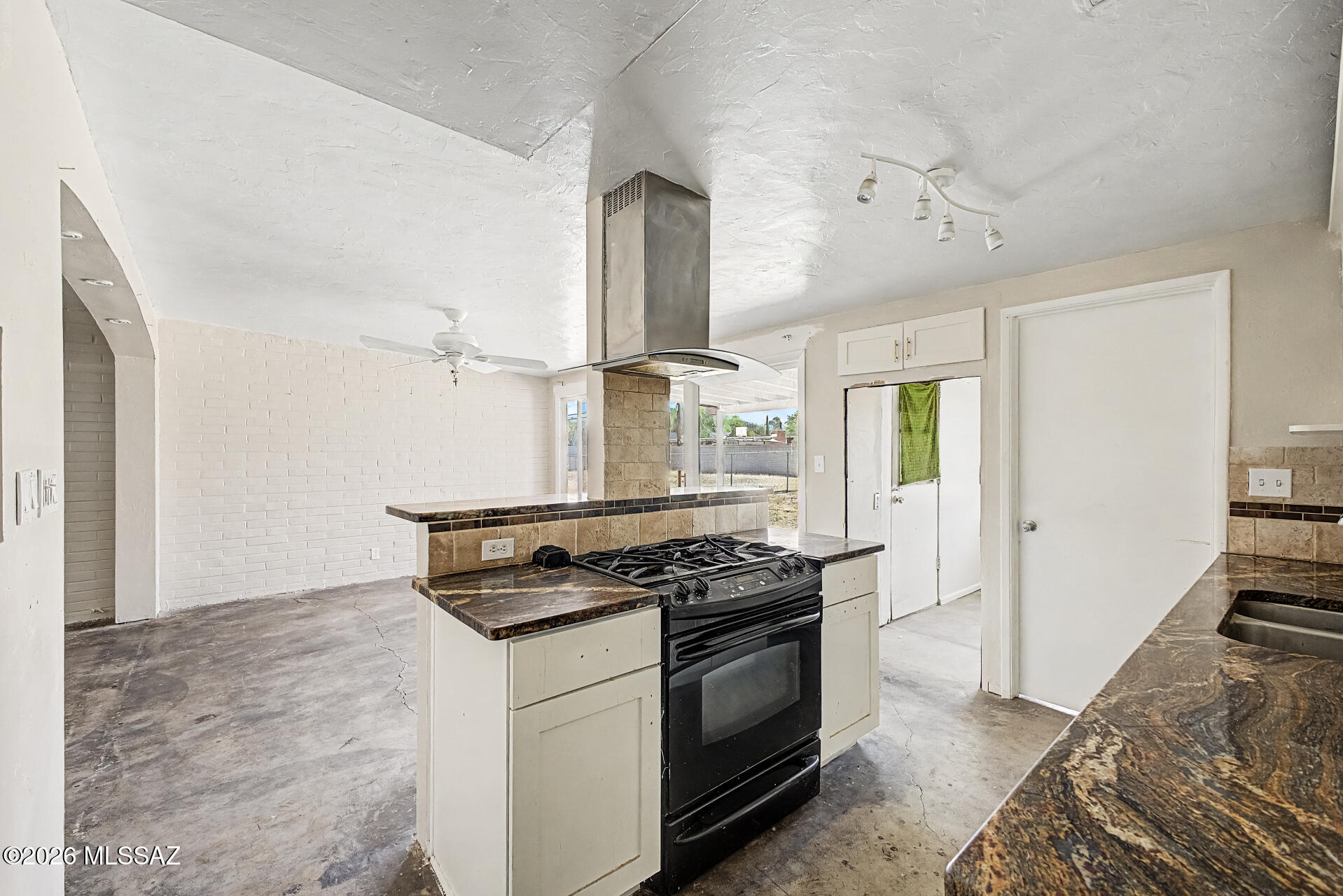Sherwood Village Terrace (231-546) - Residential