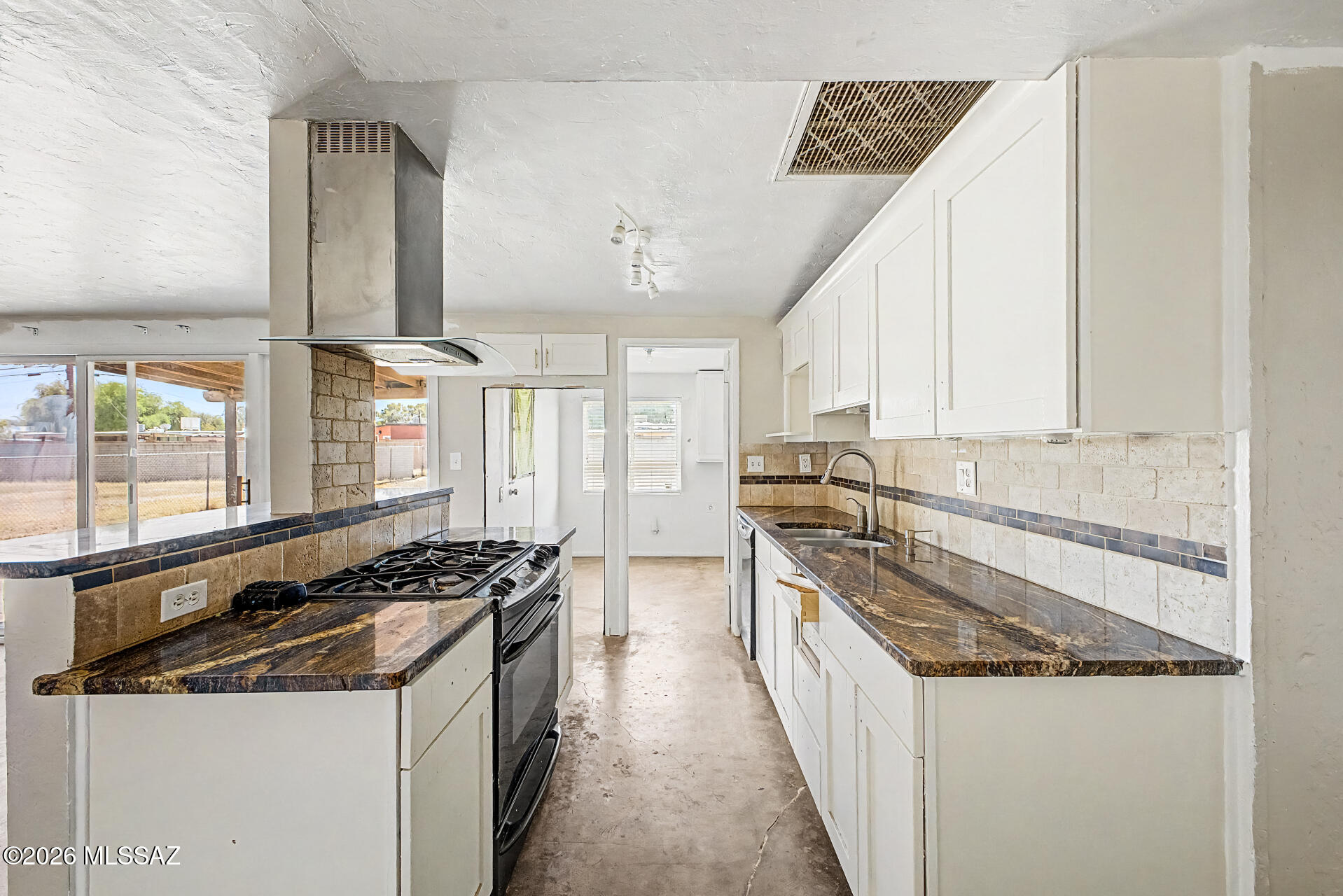 Sherwood Village Terrace (231-546) - Residential