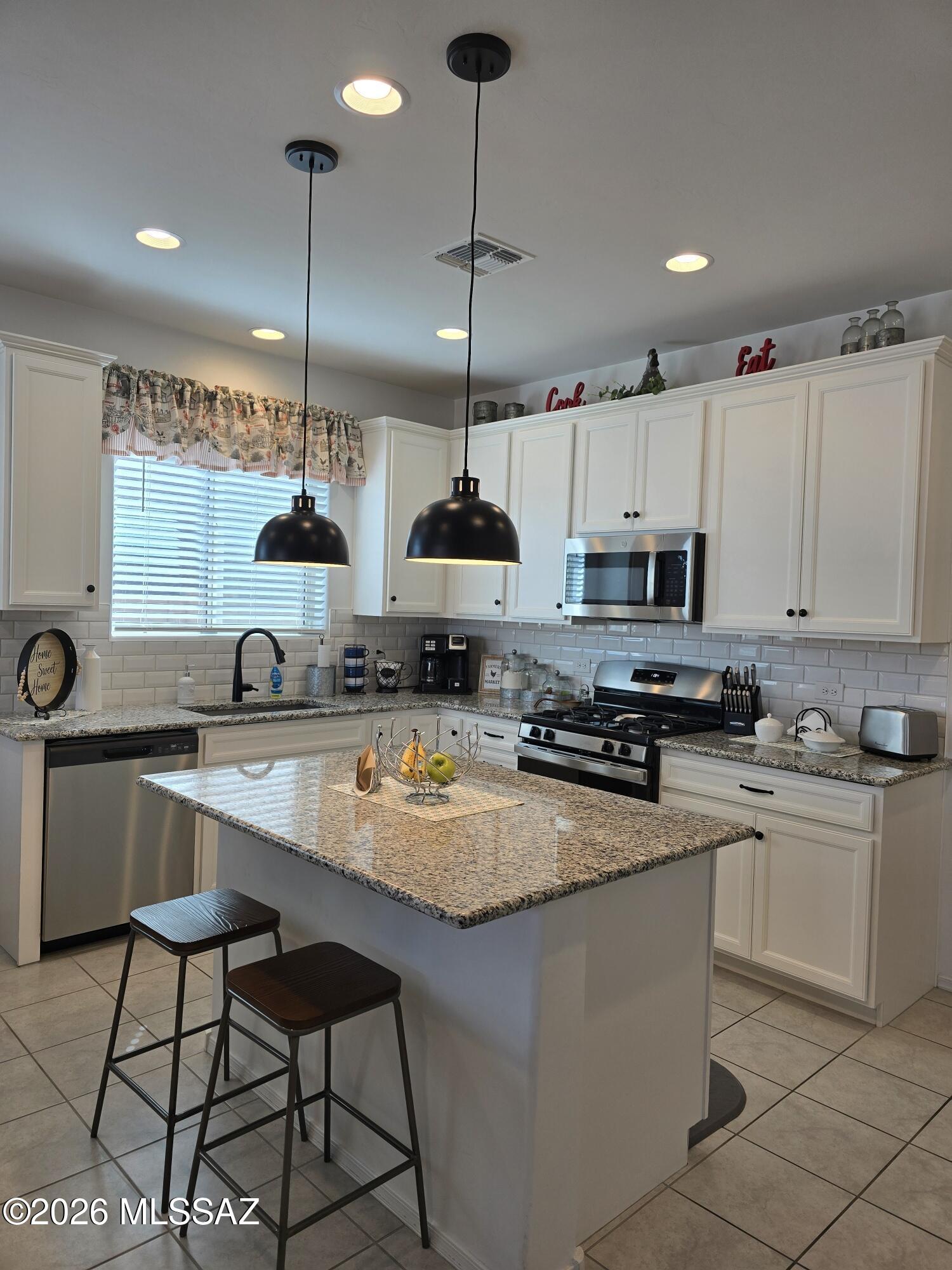 La Estancia De Tucson SQ20182610609 - Residential