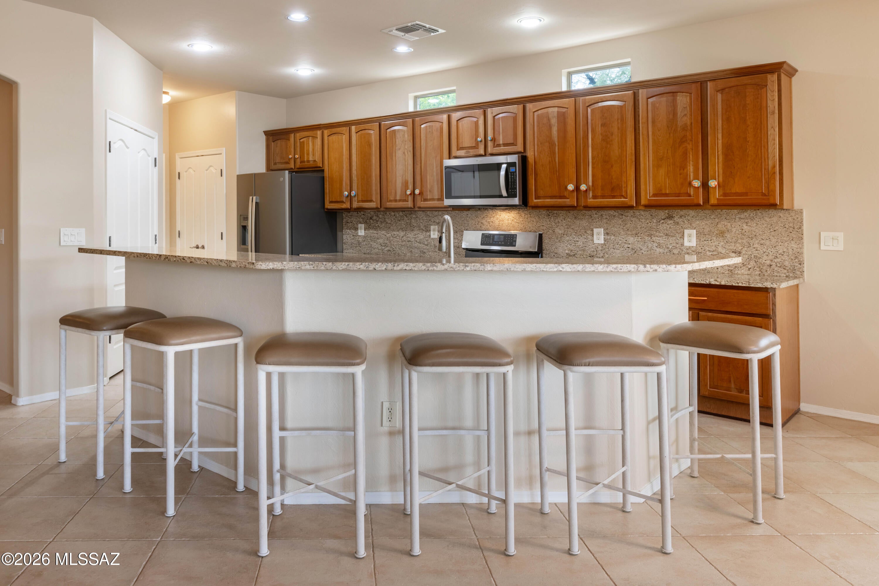 Black Horse (1-411) - Residential