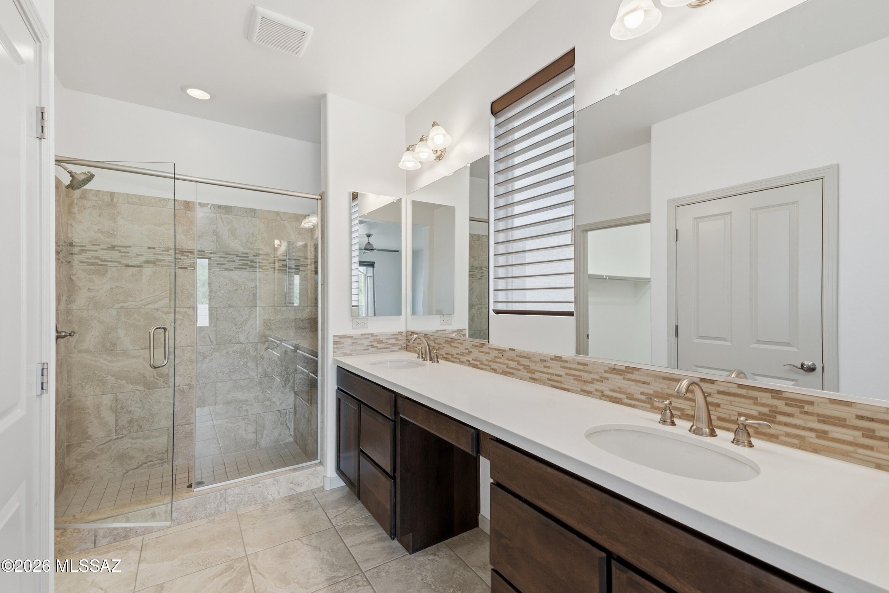 Quail Creek II Unit 33B SQ20161810746 - Residential