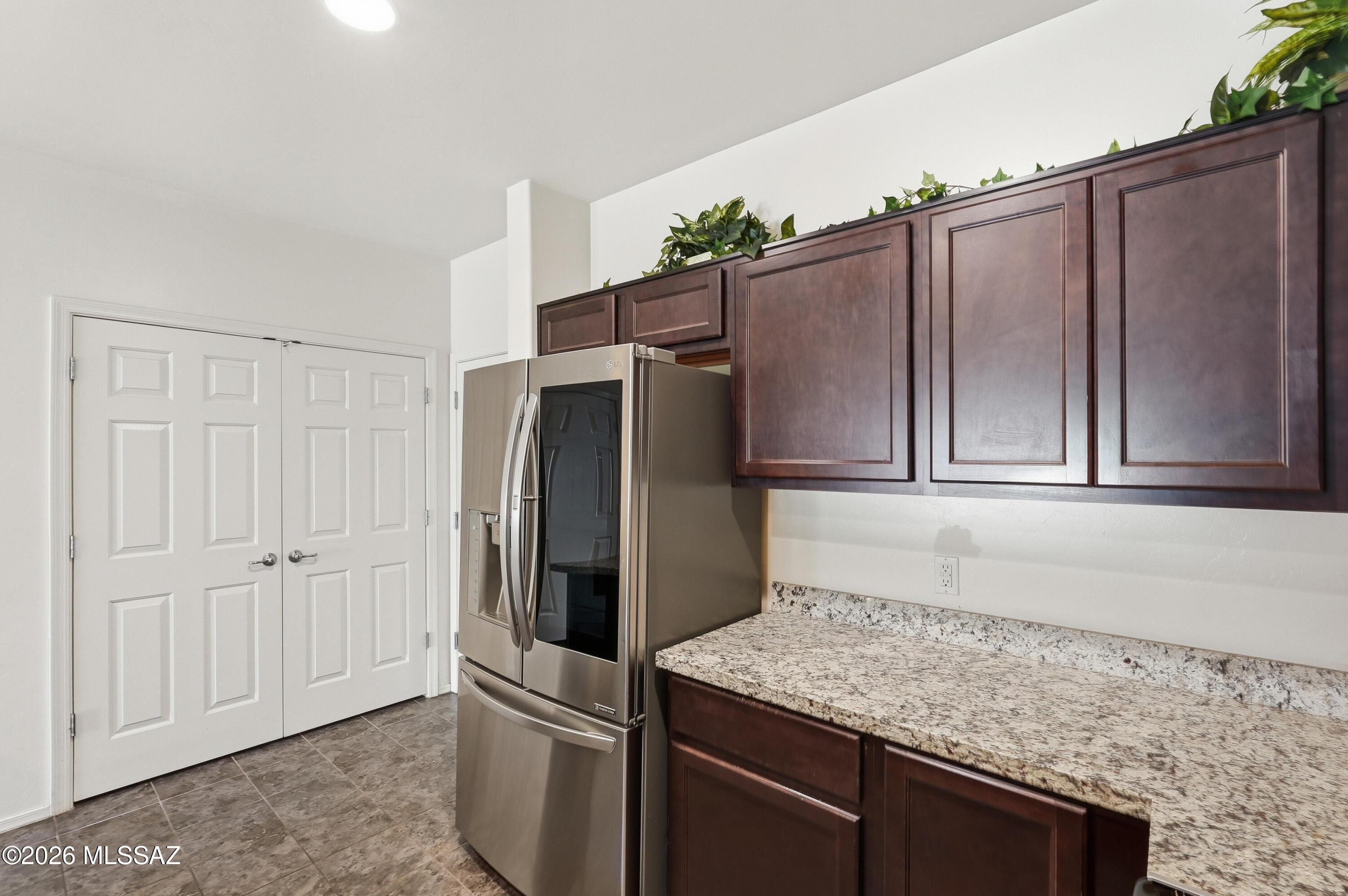 Stone Crossing Condominium - Residential Lease