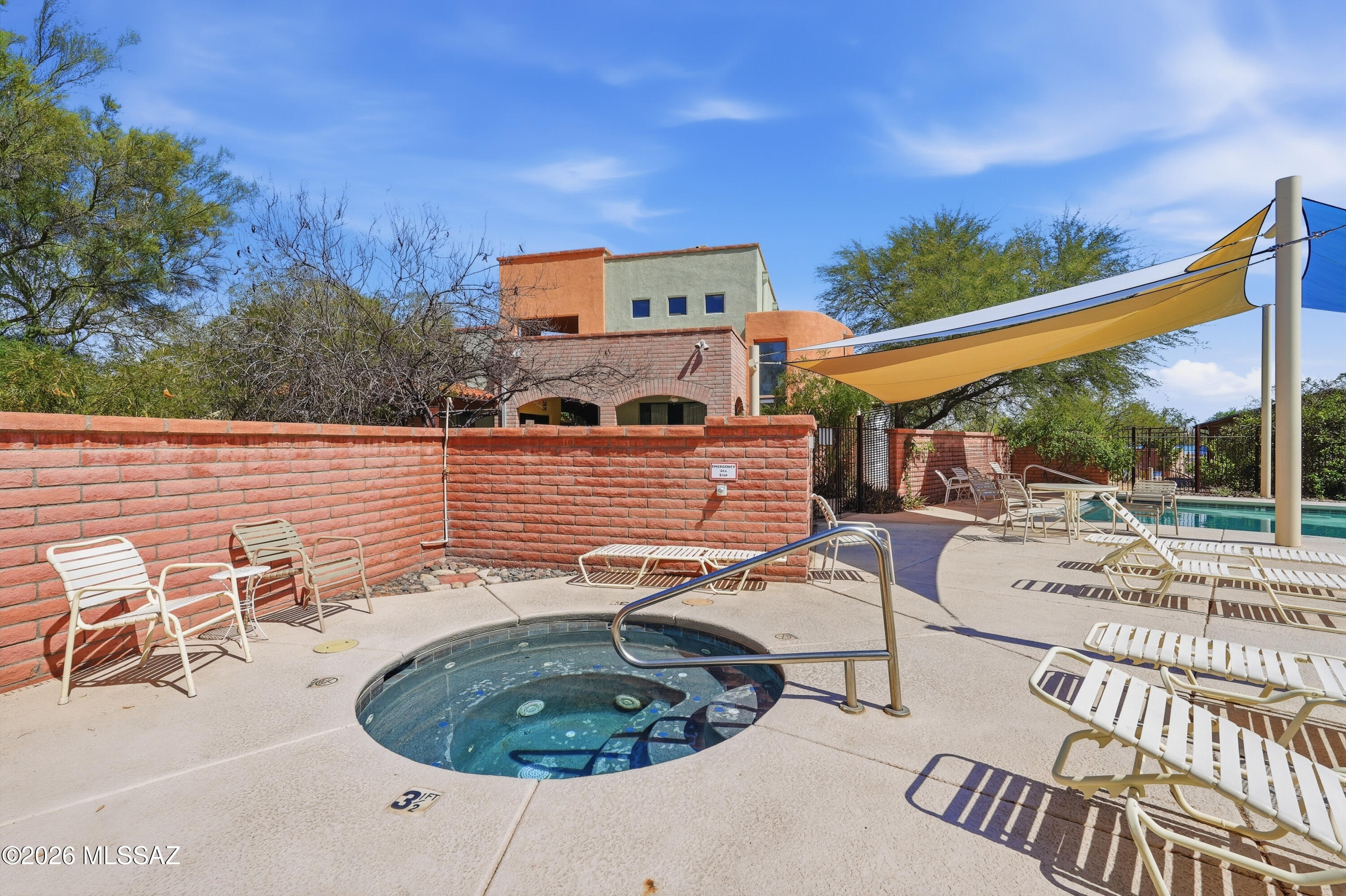Stone Crossing Condominium - Residential Lease