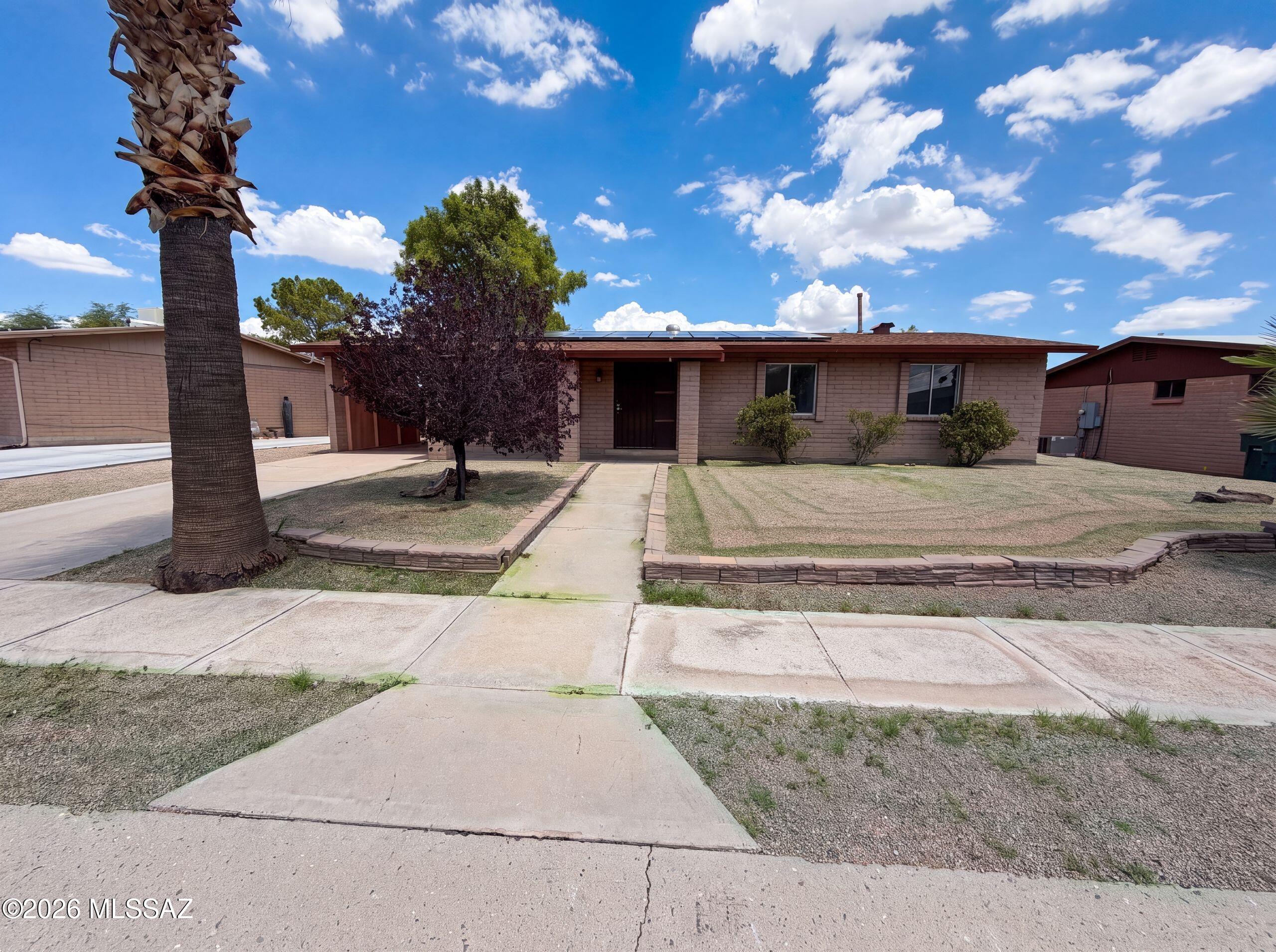 Lincoln Ridge (1-207) - Residential
