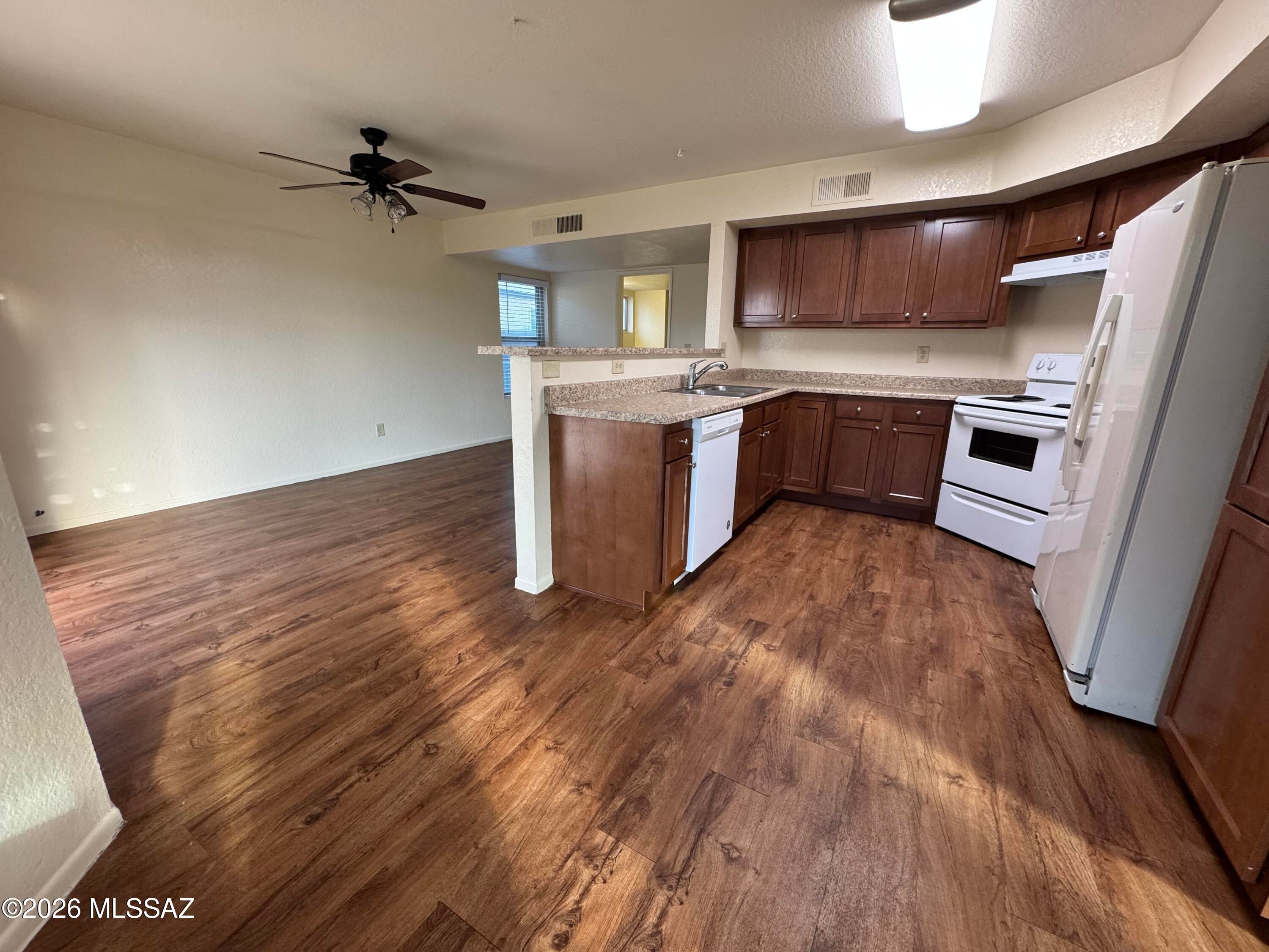 Countryside Vista (1-386) - Residential Lease