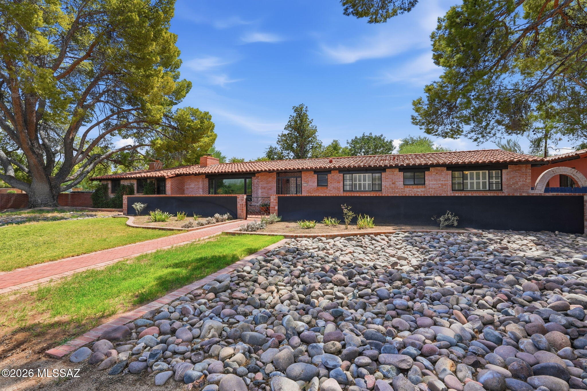 Country Club Estates NO. 1 - Residential