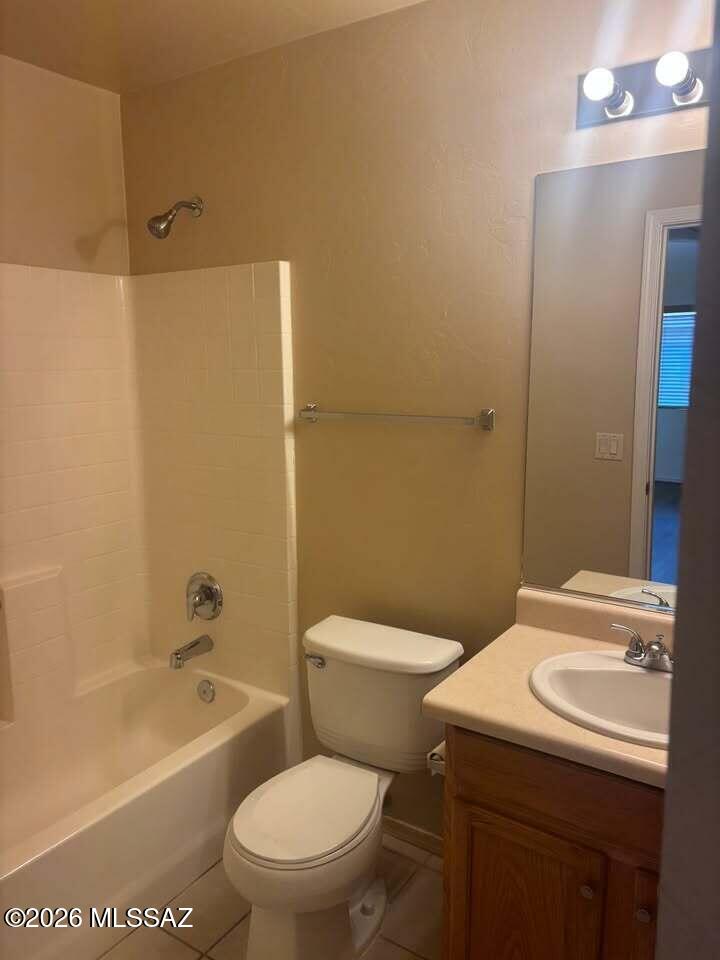 Rancho Paraiso (1-183) - Residential Lease