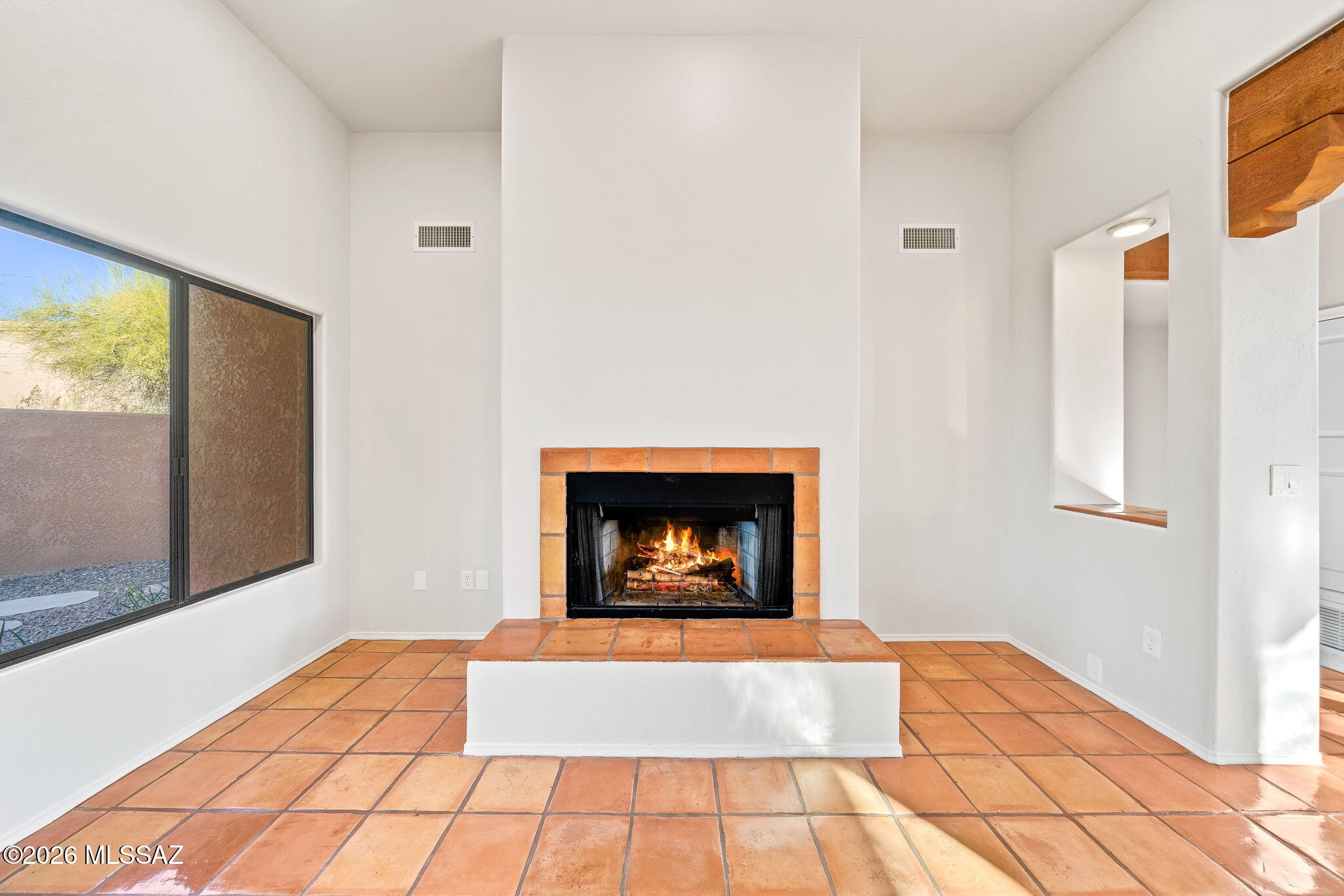 Las Alturas (1-167) - Residential