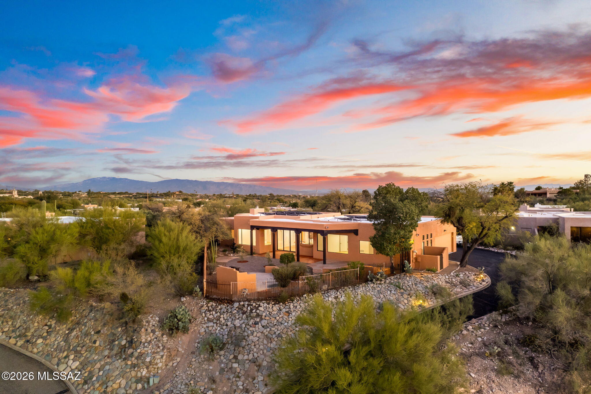 Las Alturas (1-167) - Residential