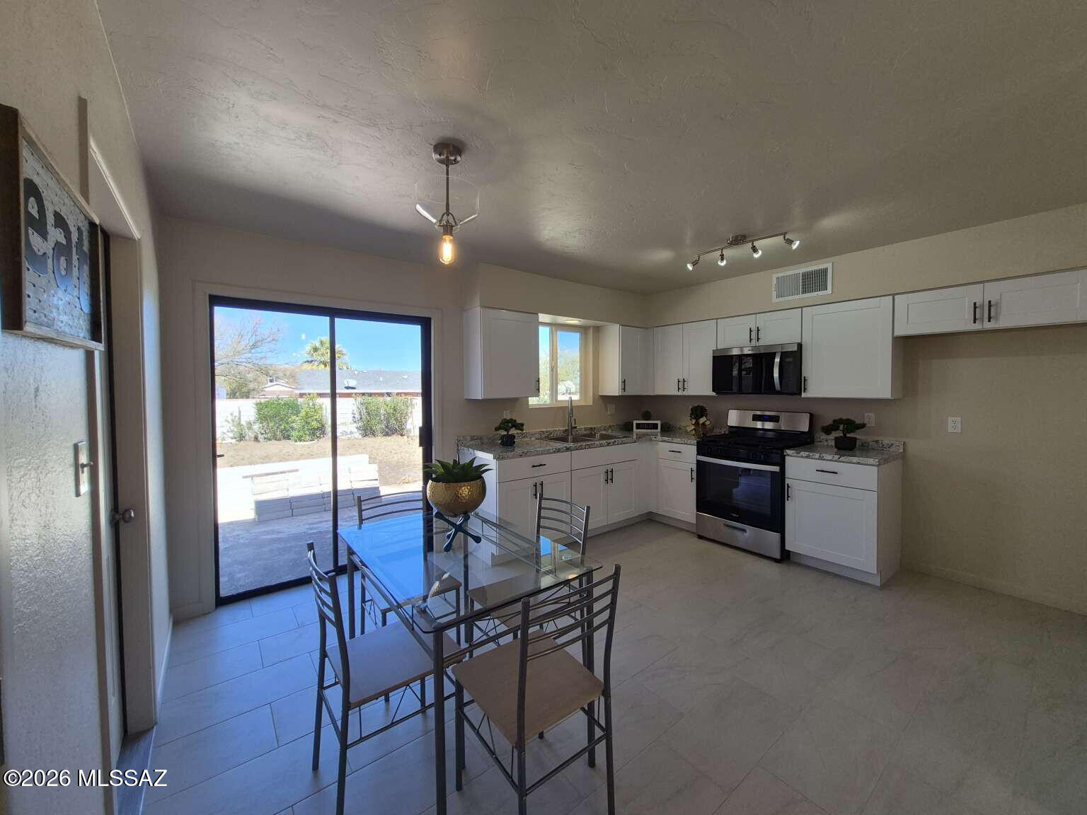 Rio Rico Villas 13 - Residential