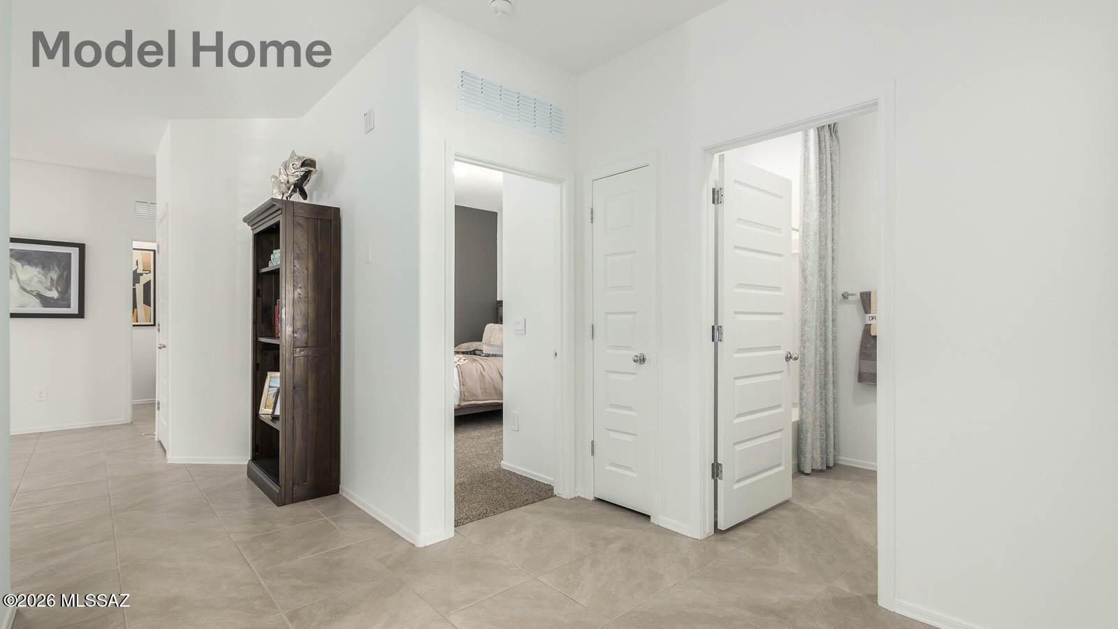 Saguaro Bloom SQ20180540069 - Residential