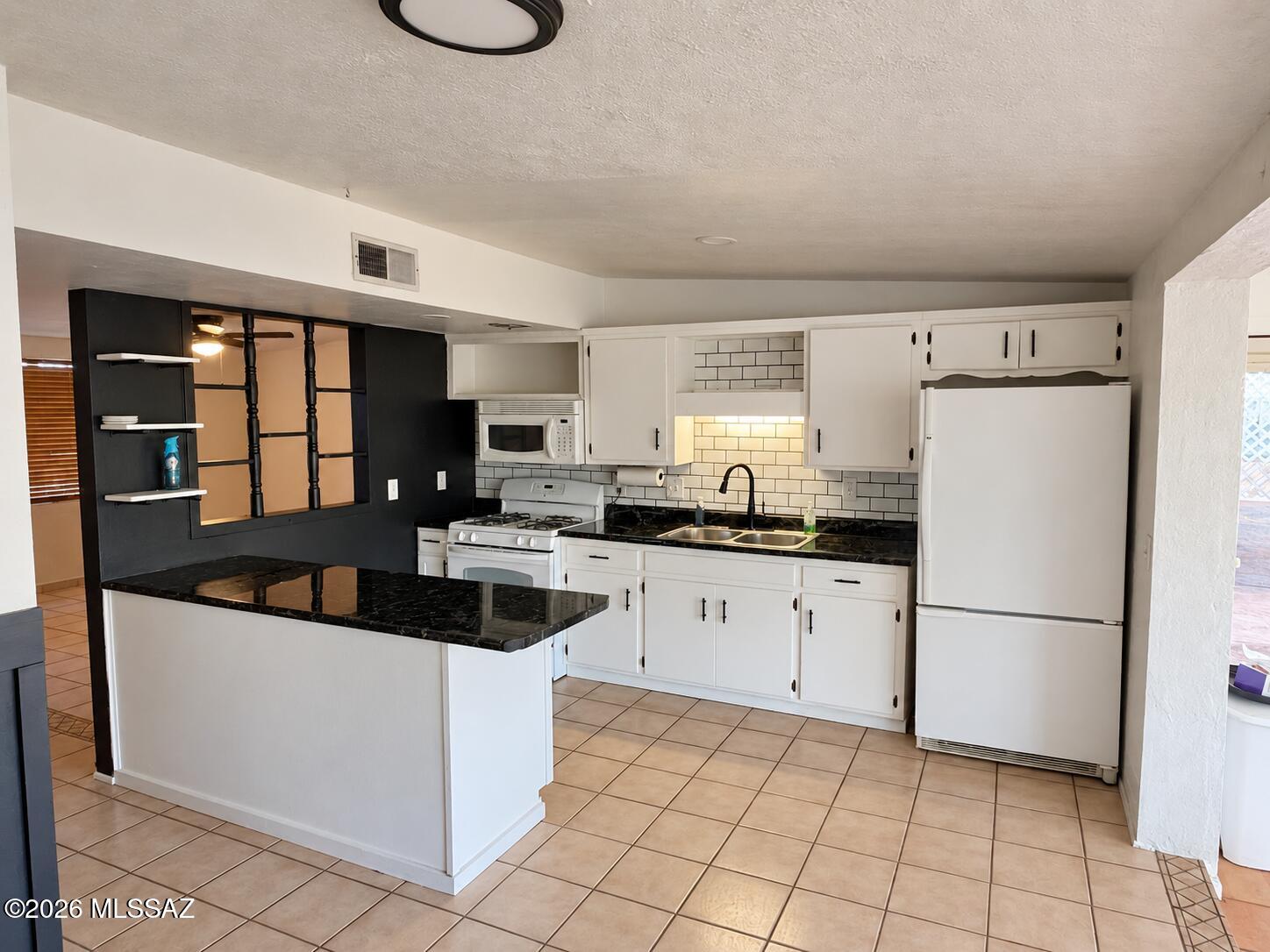 Park El Monte Terrace - Residential