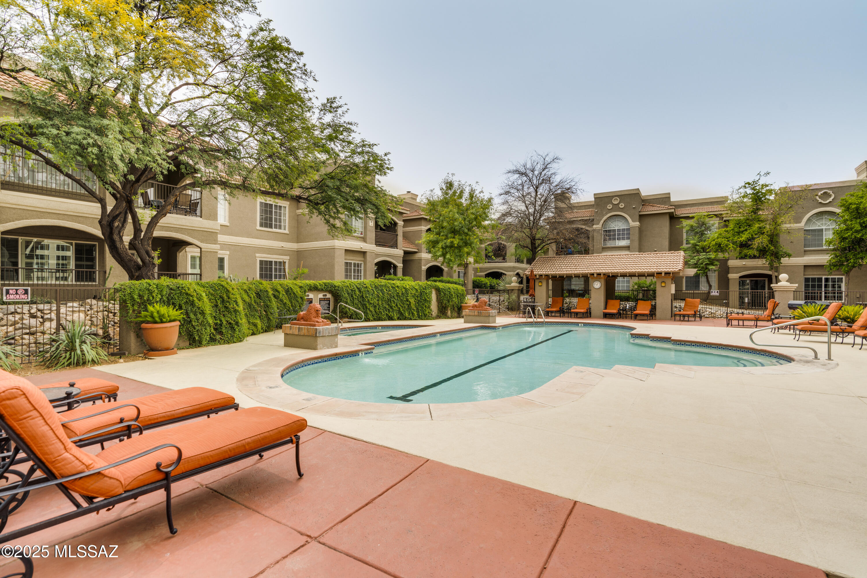 The Boulders at La Reserve Condominiums - Residential