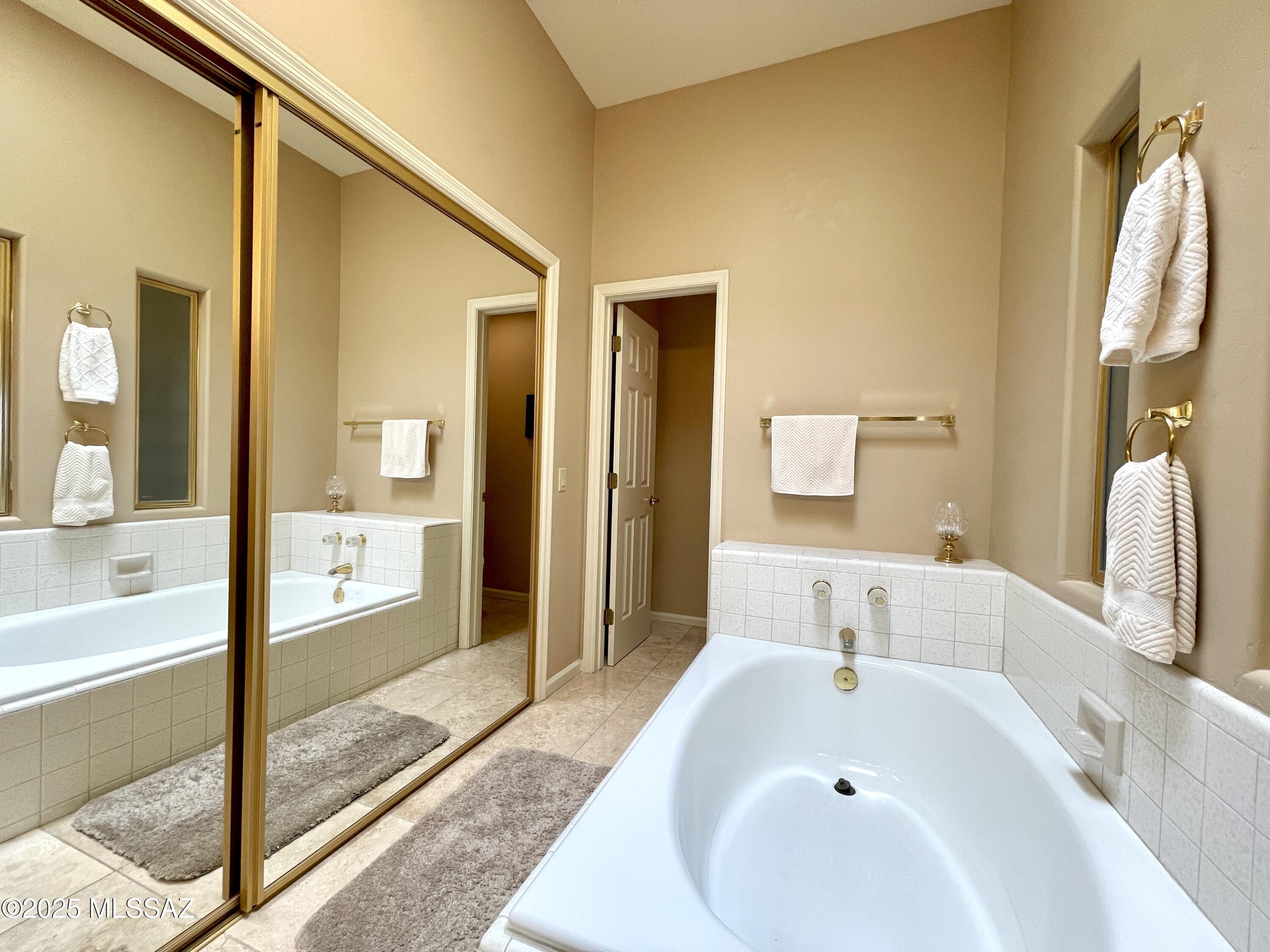 Paloma Del Sol (1-50) - Residential Lease