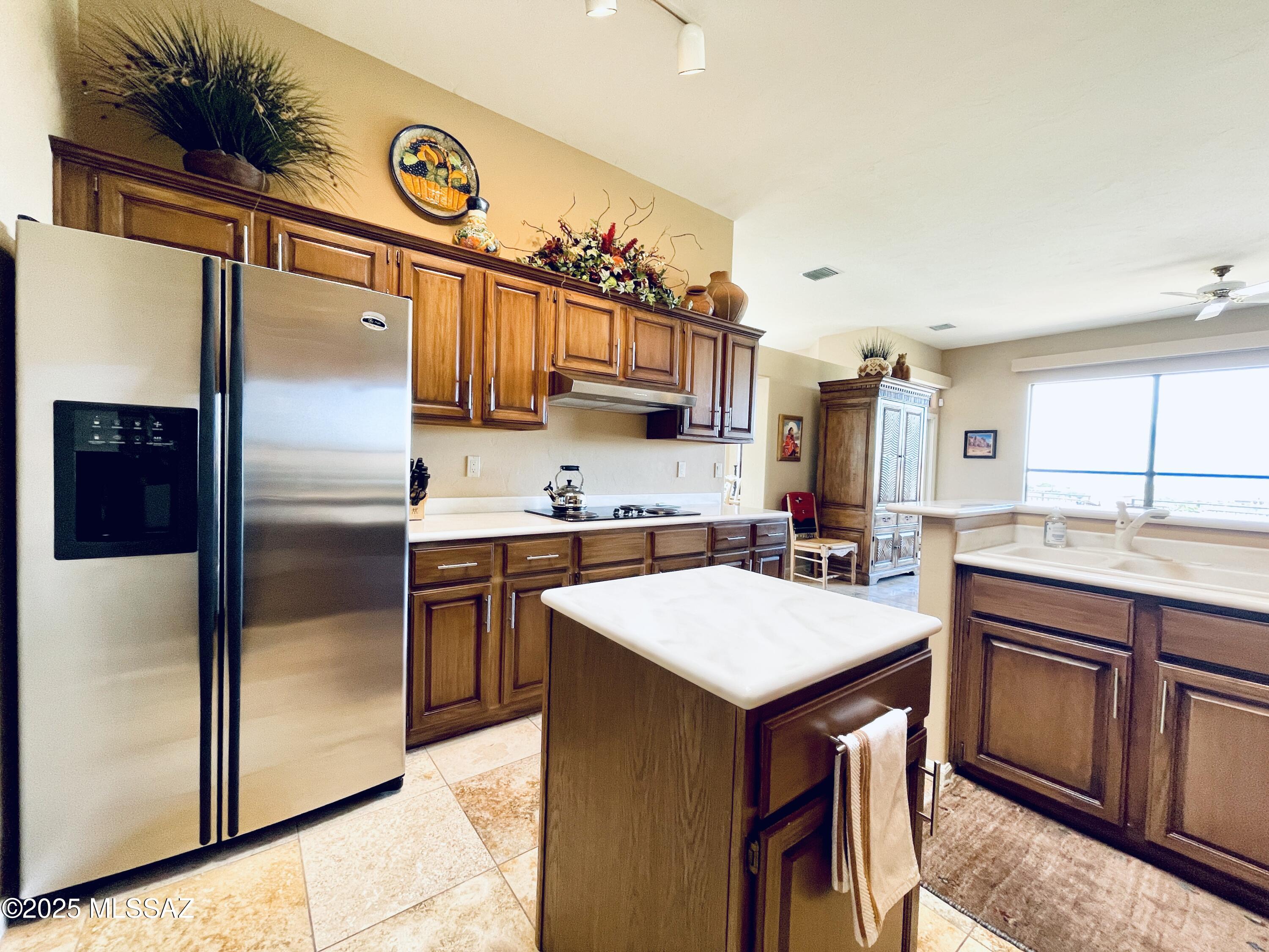 Paloma Del Sol (1-50) - Residential Lease