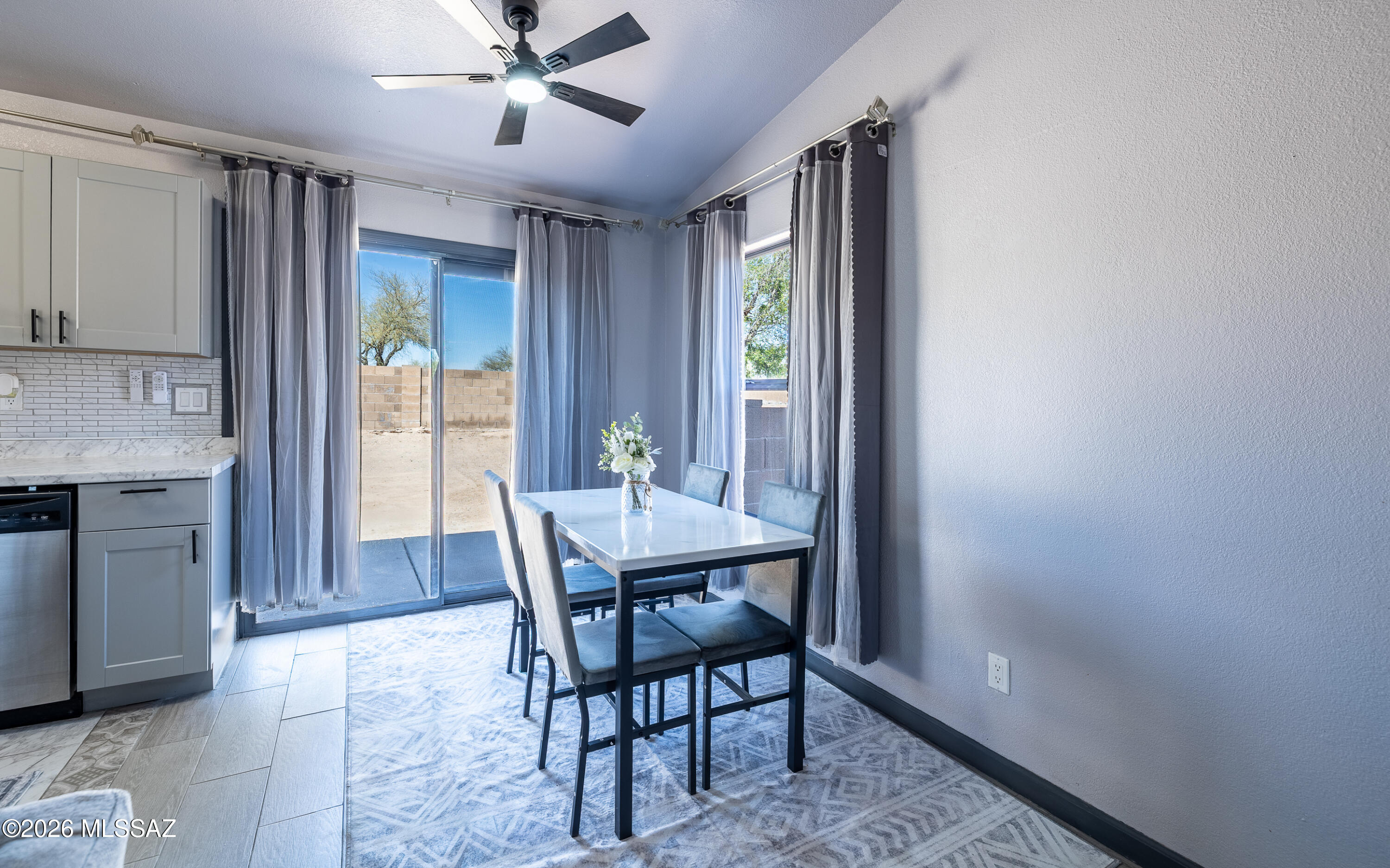 Salida Del Sol V (1-109) - Residential