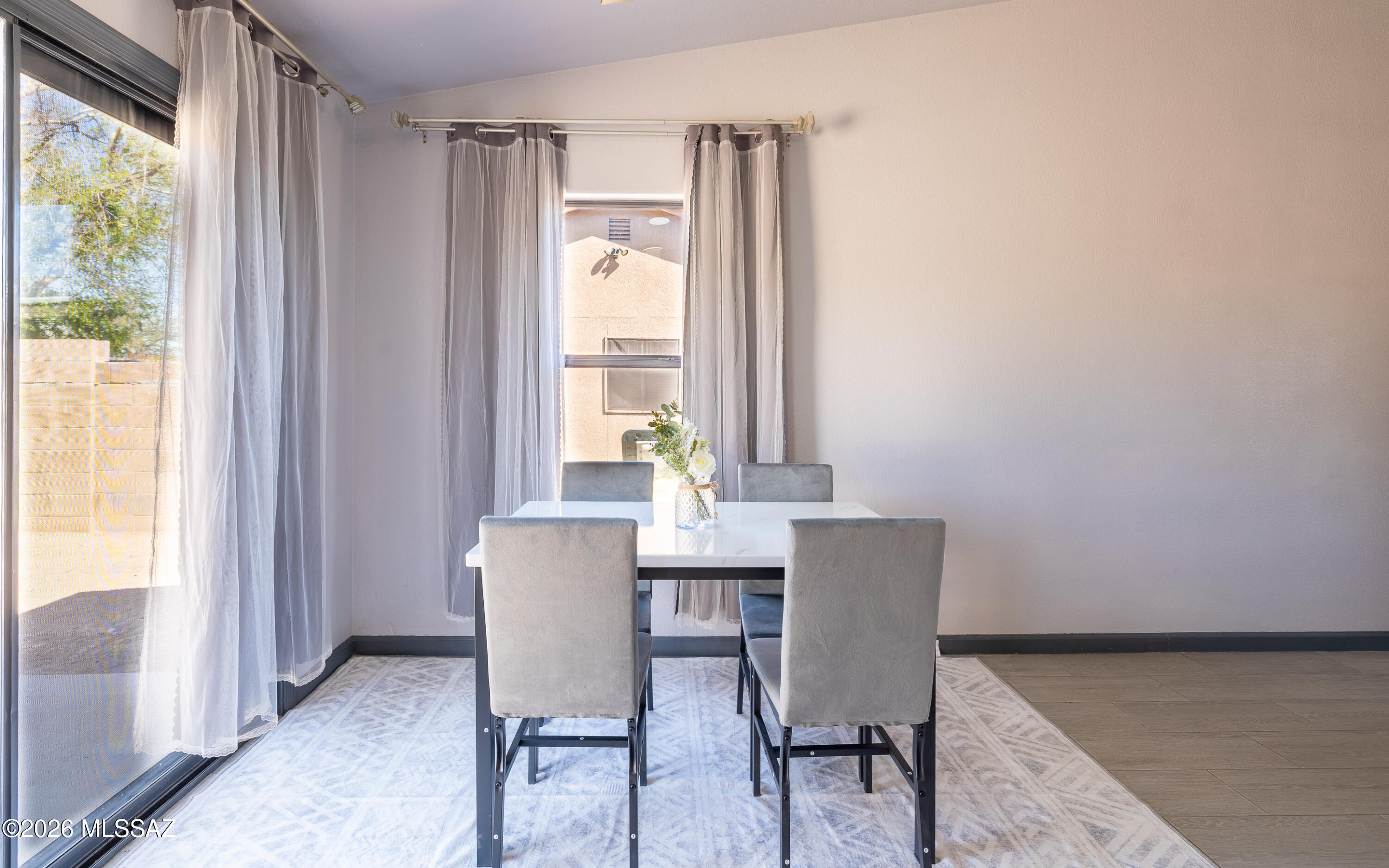 Salida Del Sol V (1-109) - Residential