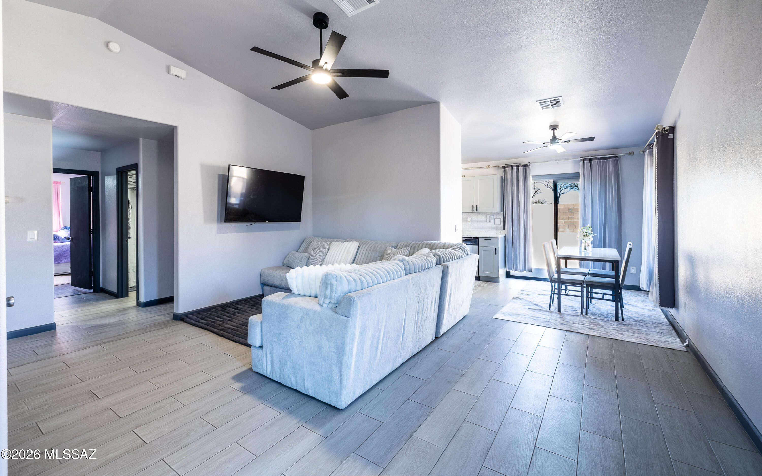 Salida Del Sol V (1-109) - Residential
