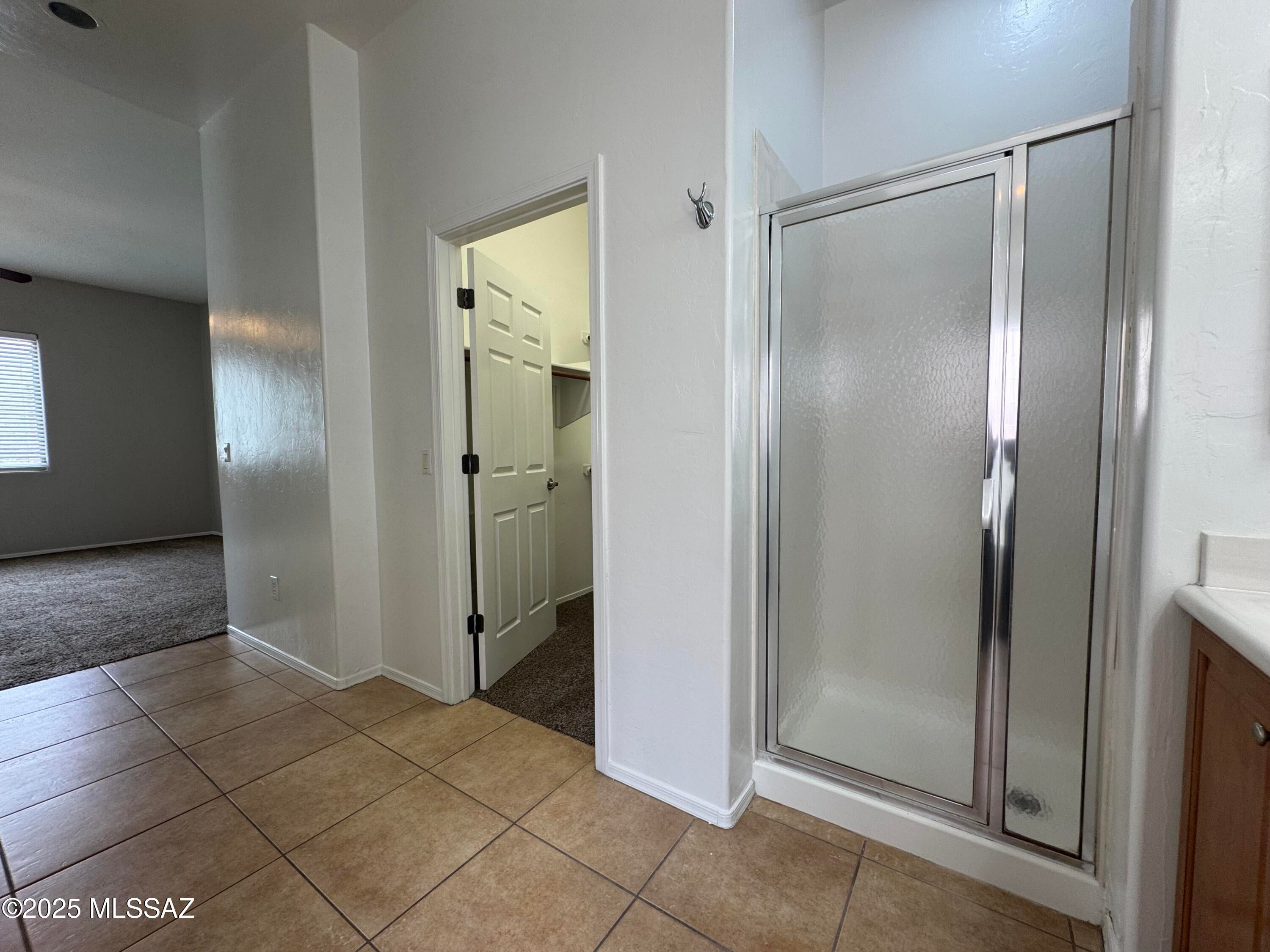 Valencia Reserve South (1-315) - Residential Lease