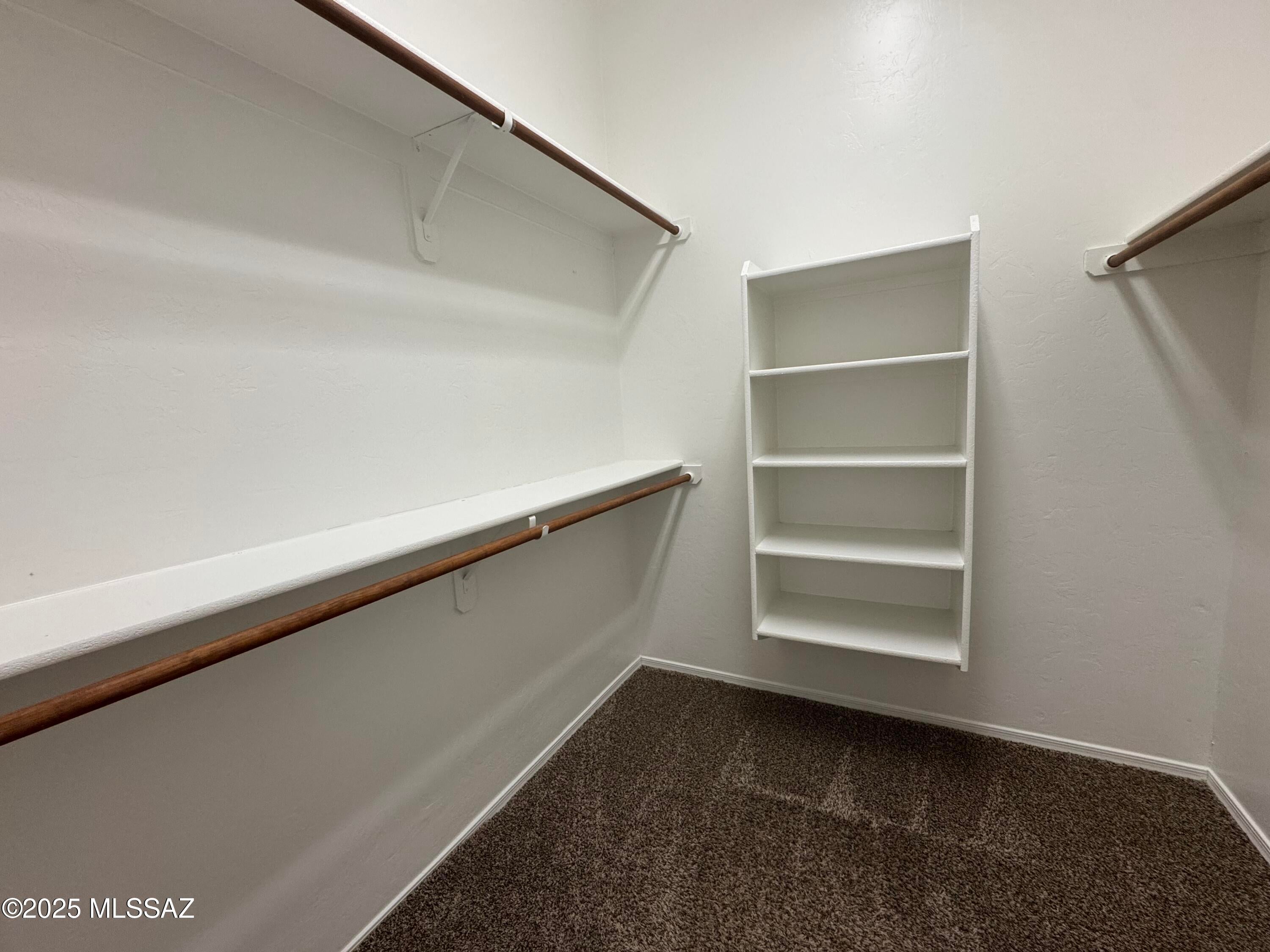 Valencia Reserve South (1-315) - Residential Lease