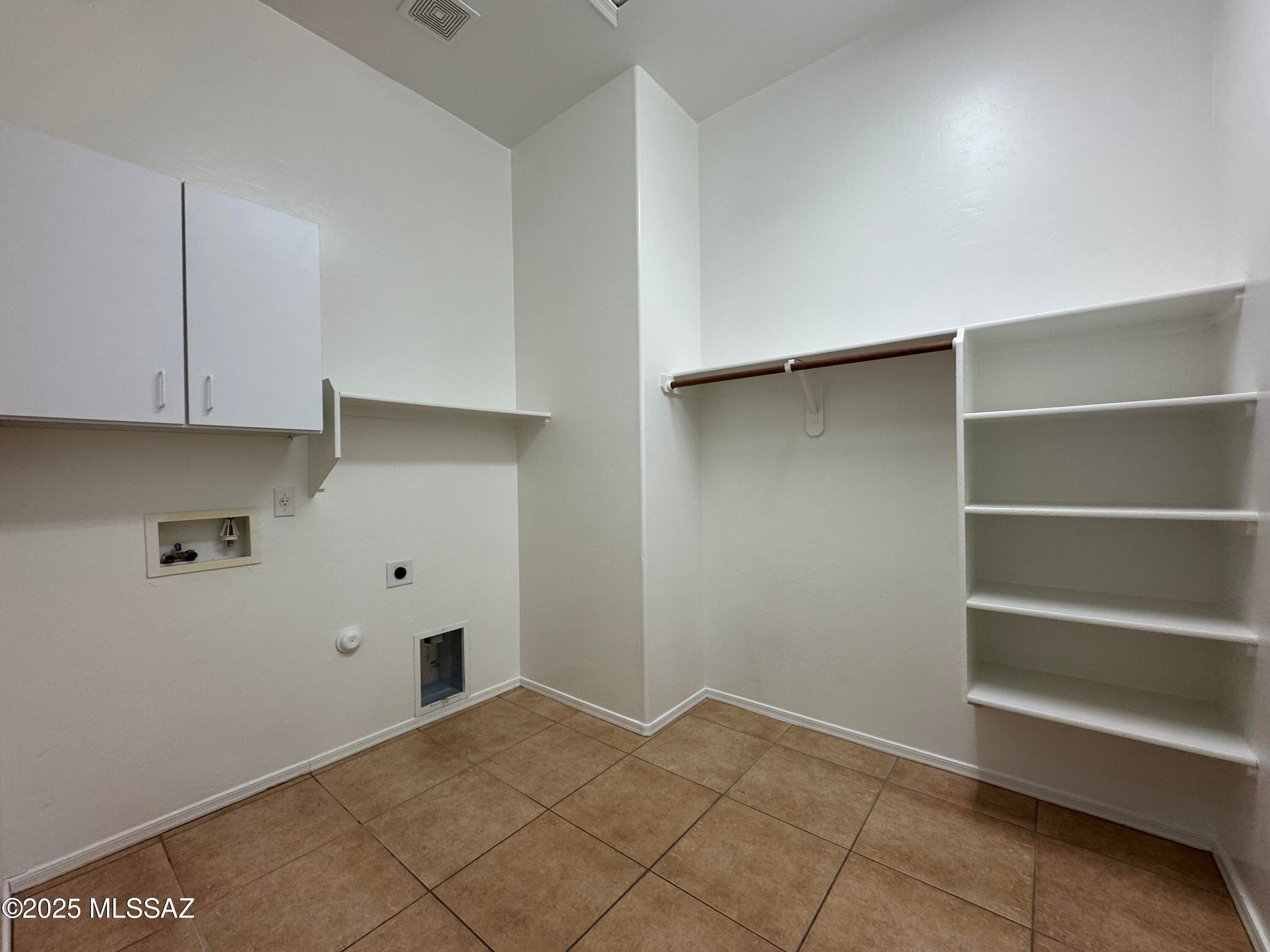 Valencia Reserve South (1-315) - Residential Lease