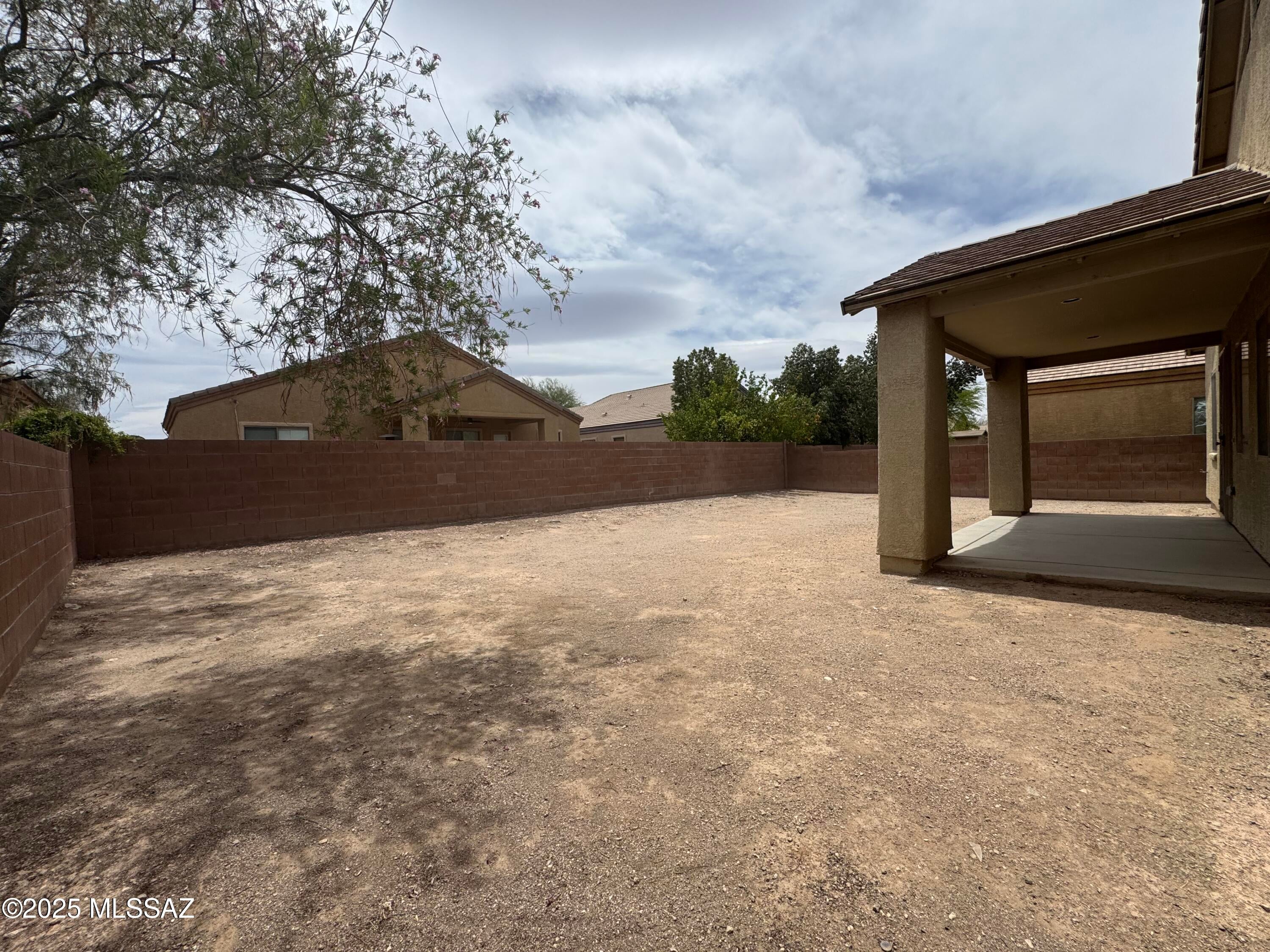 Valencia Reserve South (1-315) - Residential Lease