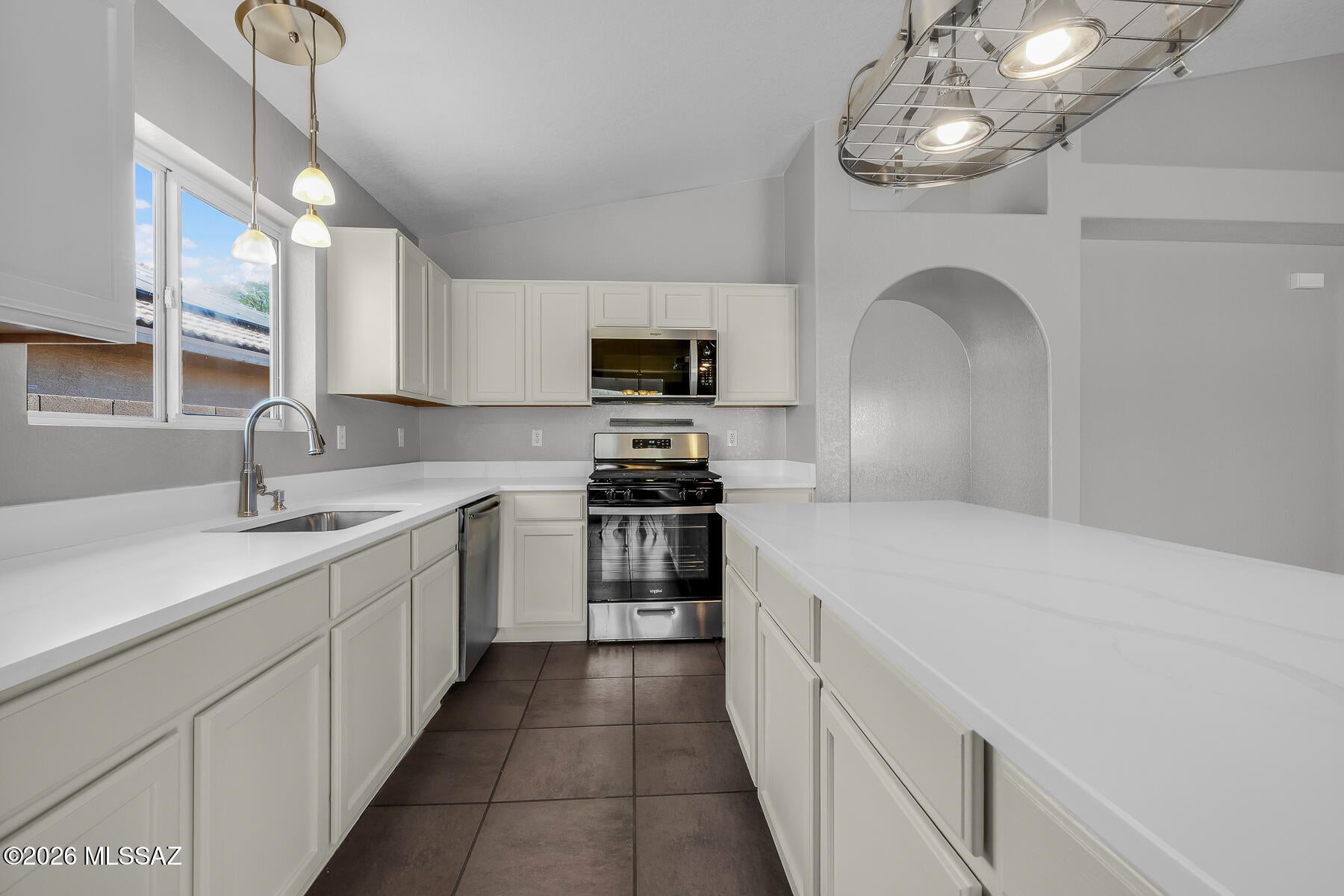 Campana De Plata II (78 - 167) - Residential