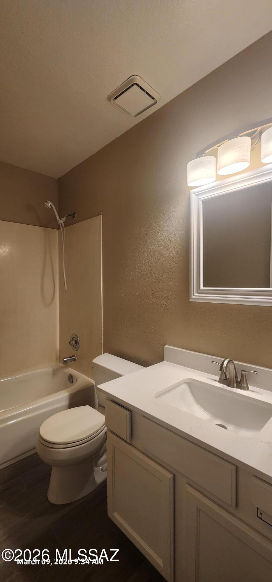 Casitas De Palo Santo II - Residential Lease