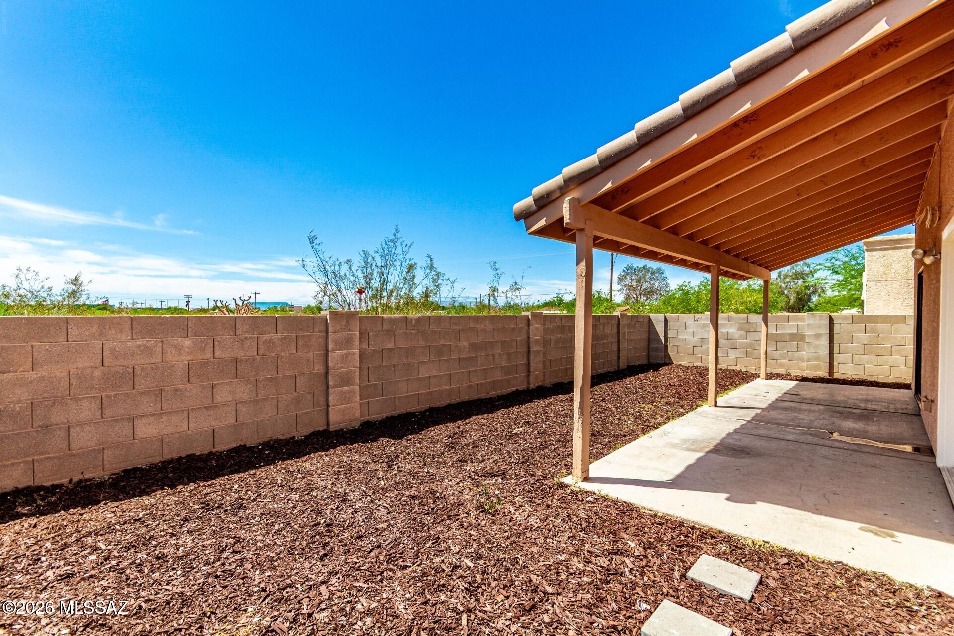 Las Montanas (1-56) - Residential