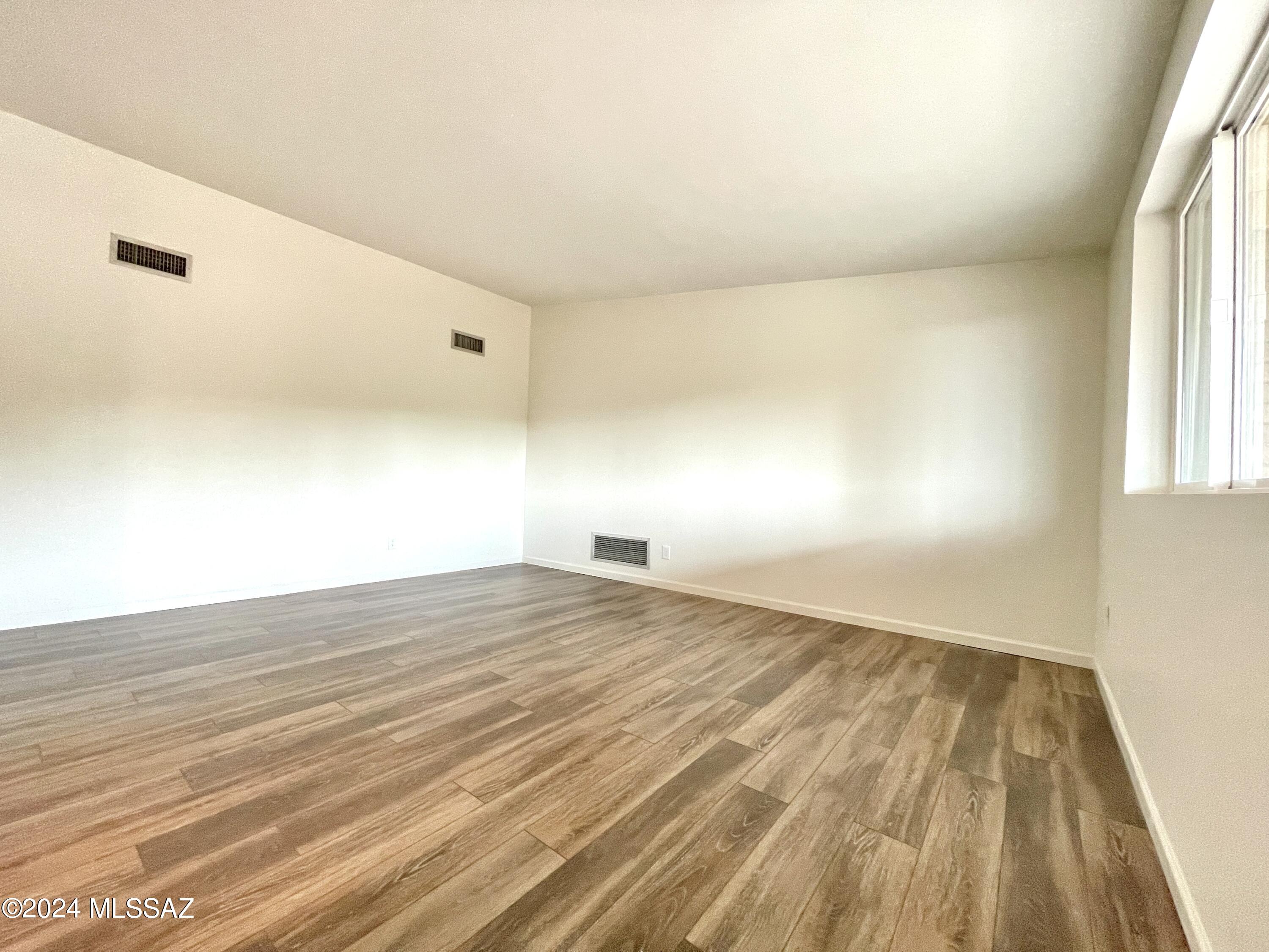 The Foothills Clusters (373-569) - Residential Lease