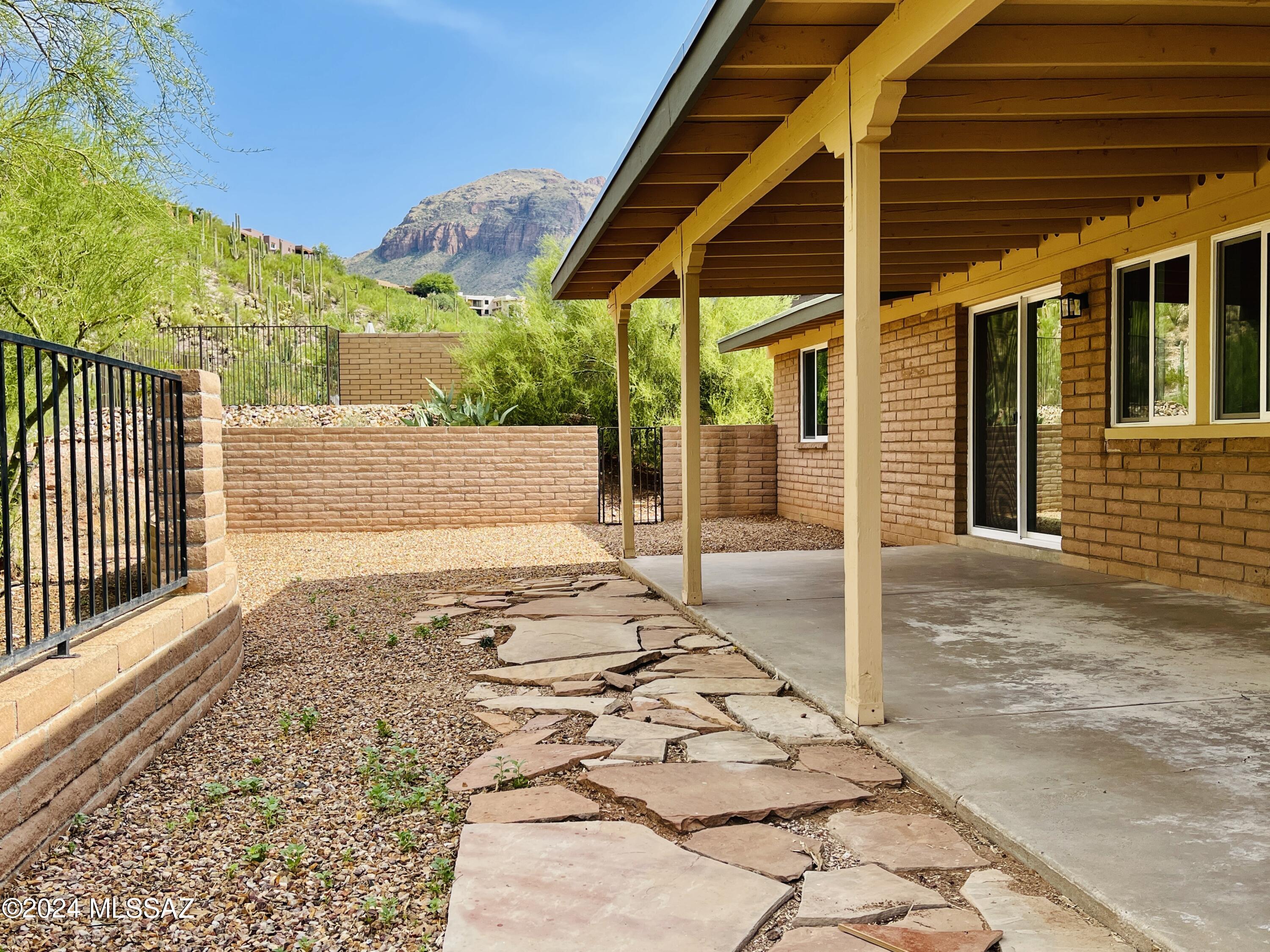 The Foothills Clusters (373-569) - Residential Lease