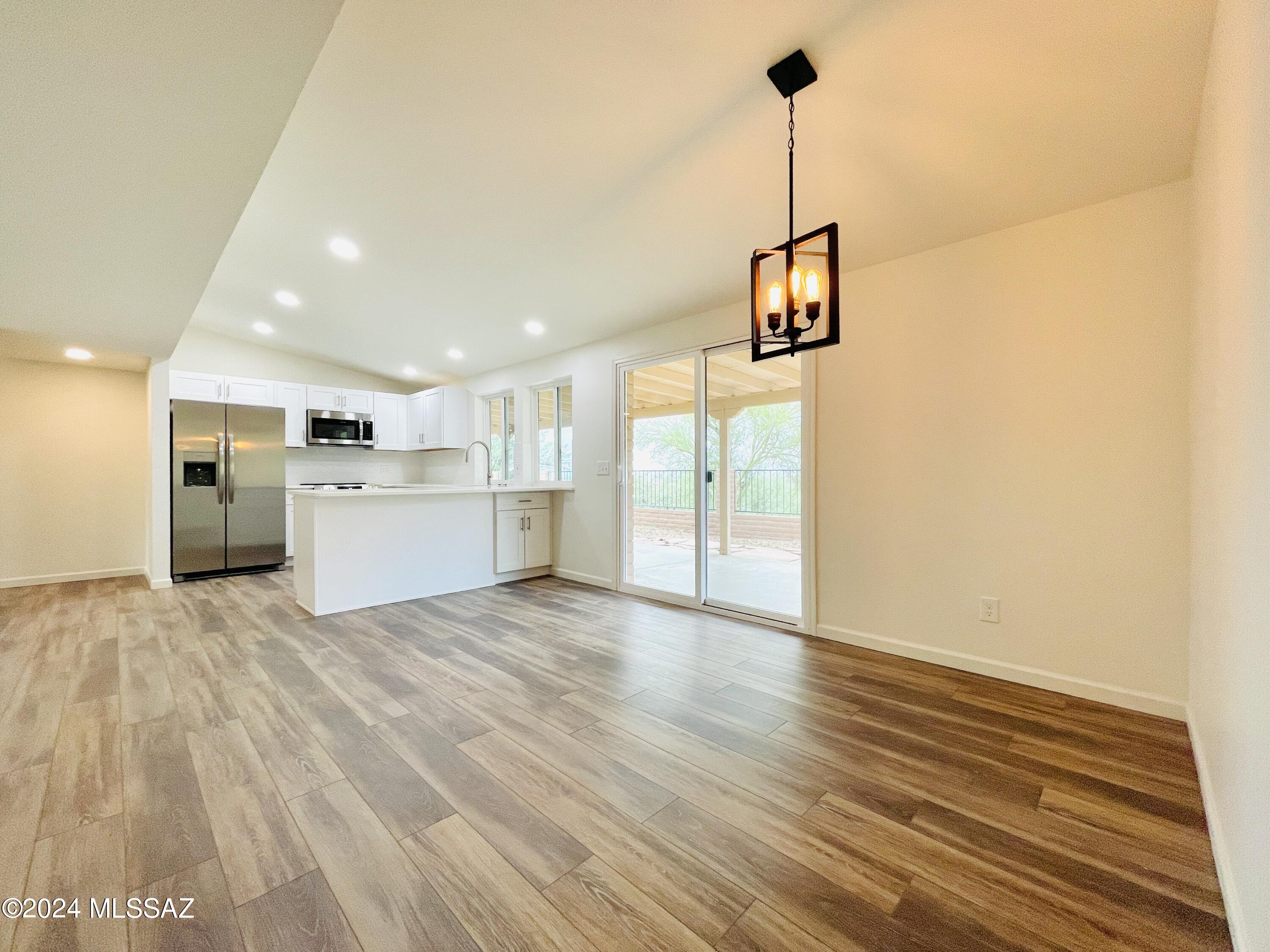 The Foothills Clusters (373-569) - Residential Lease