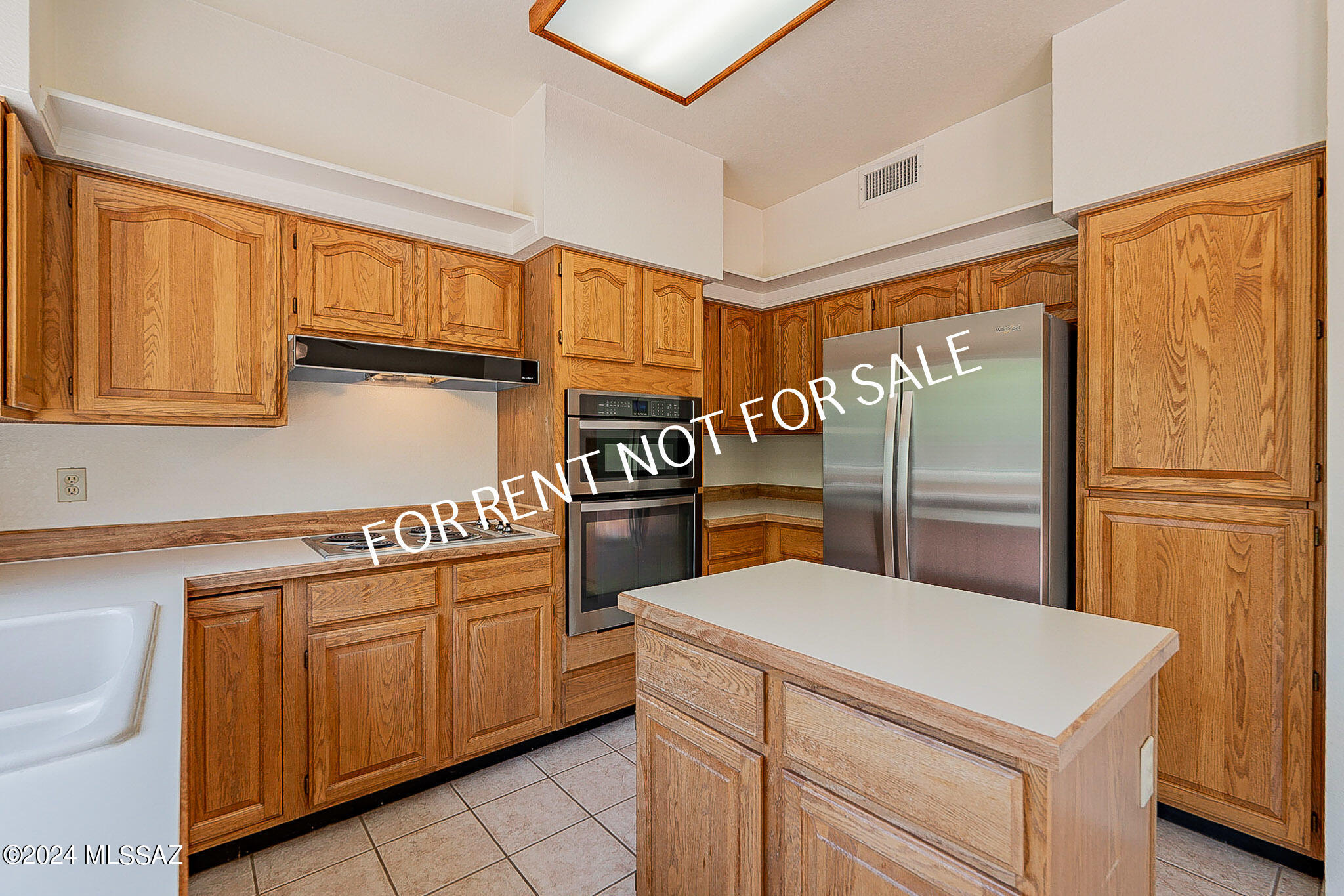 El Conquistador Resort Patio Homes (96-154) - Residential Lease