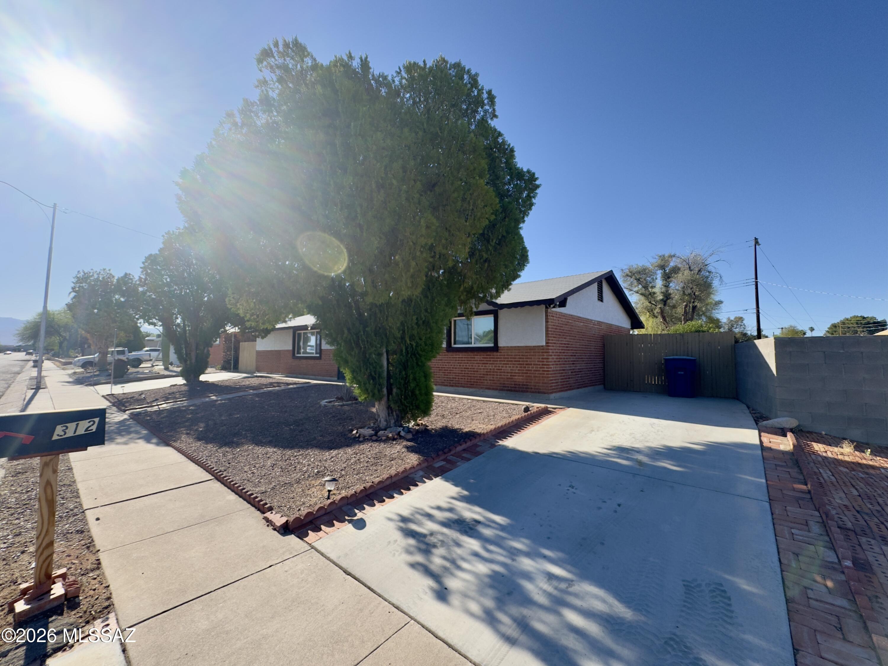 Longview Estates (1-56) - Residential Lease