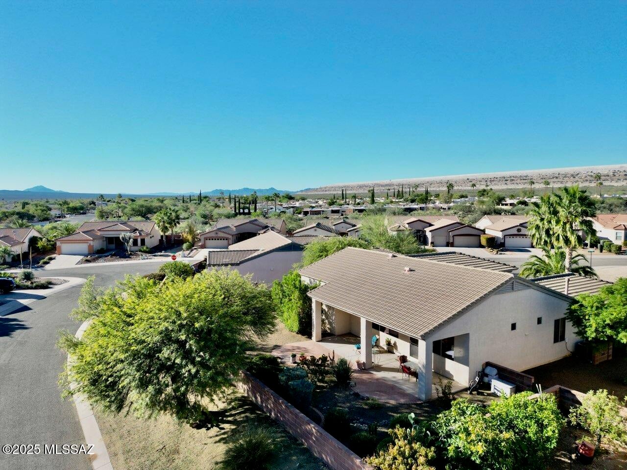 Las Campanas BLK H (1-84) - Residential