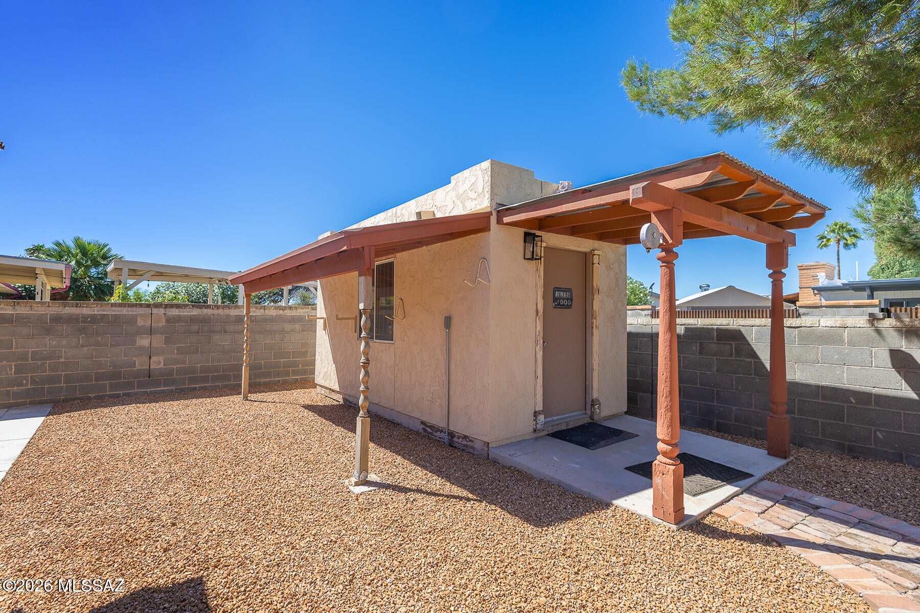 Broadway East (254-390) - Residential