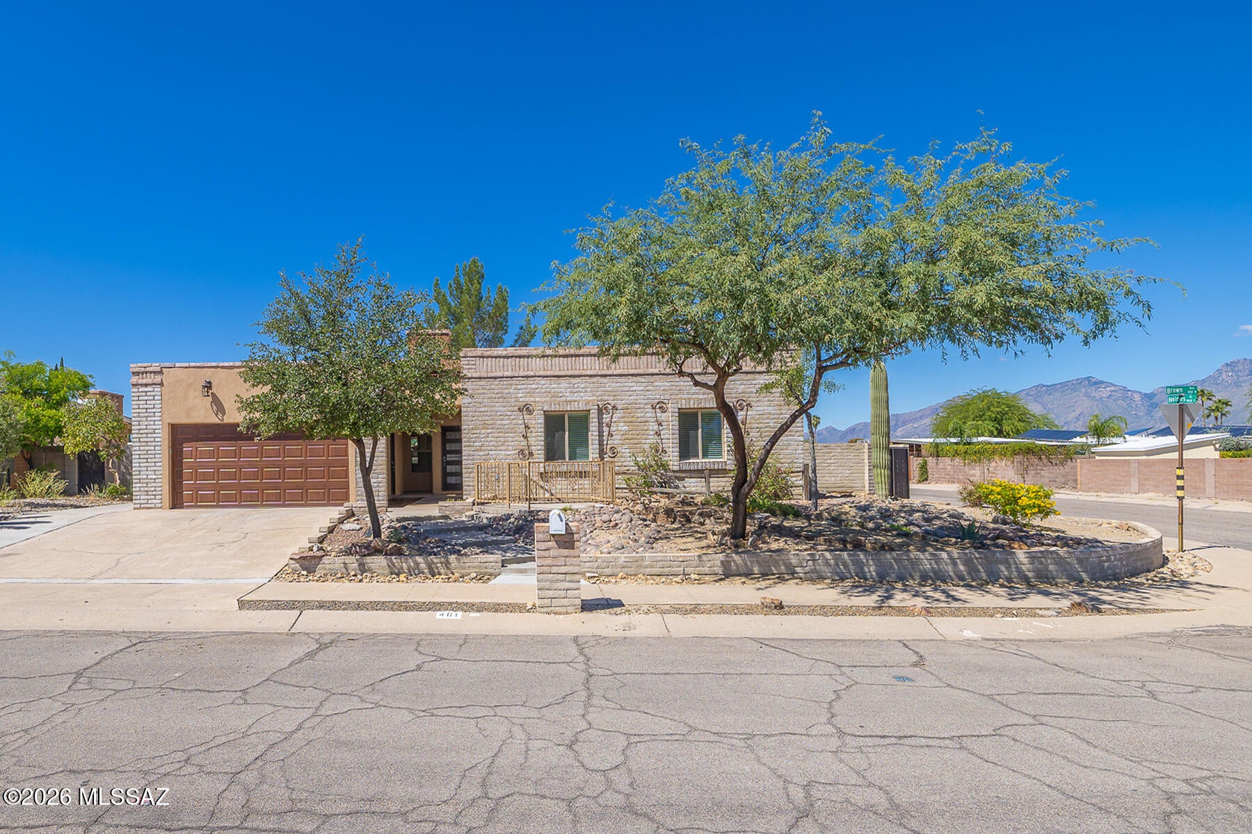 Broadway East (254-390) - Residential