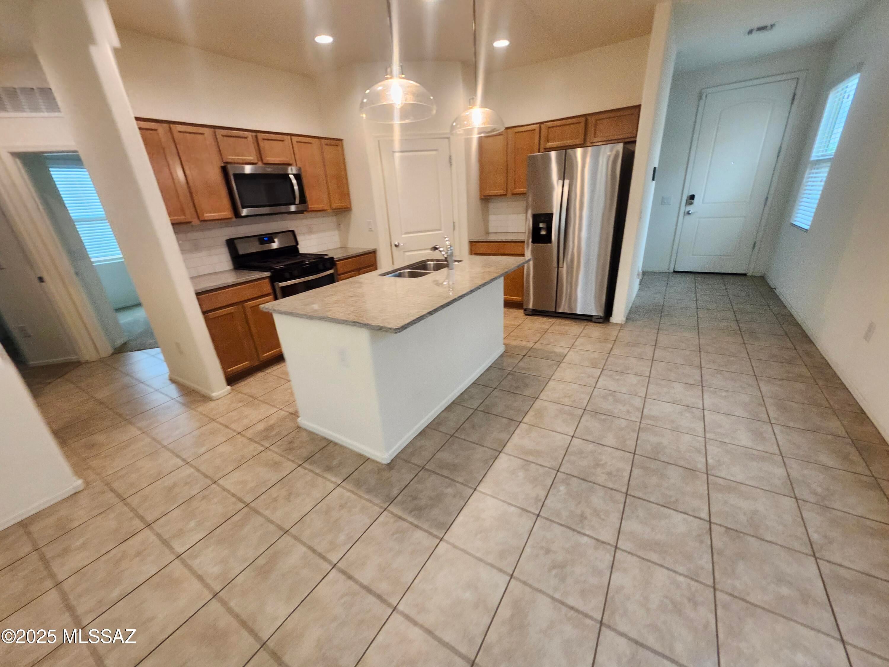 La Estancia De Tucson (411-664) - Residential Lease