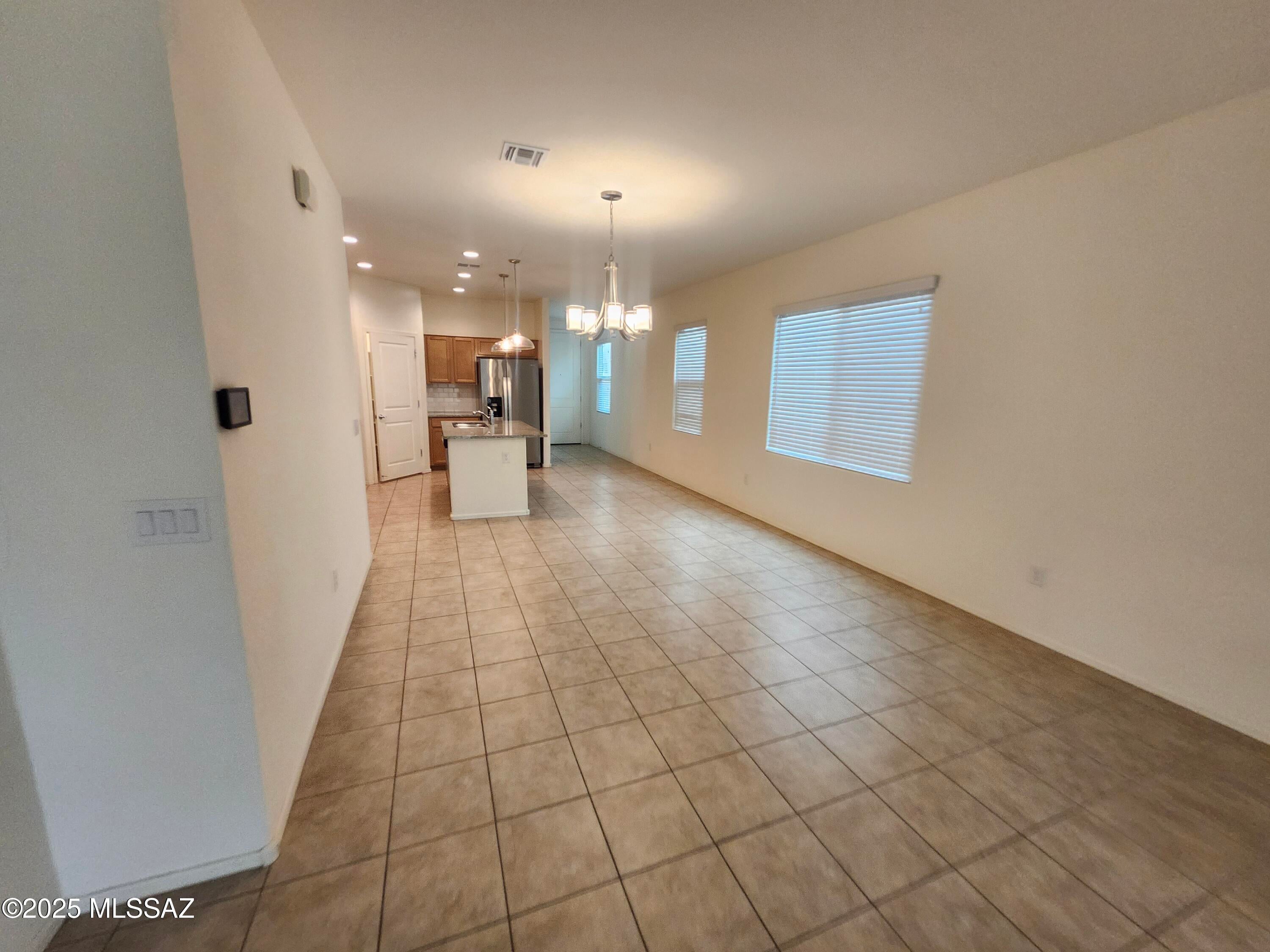 La Estancia De Tucson (411-664) - Residential Lease