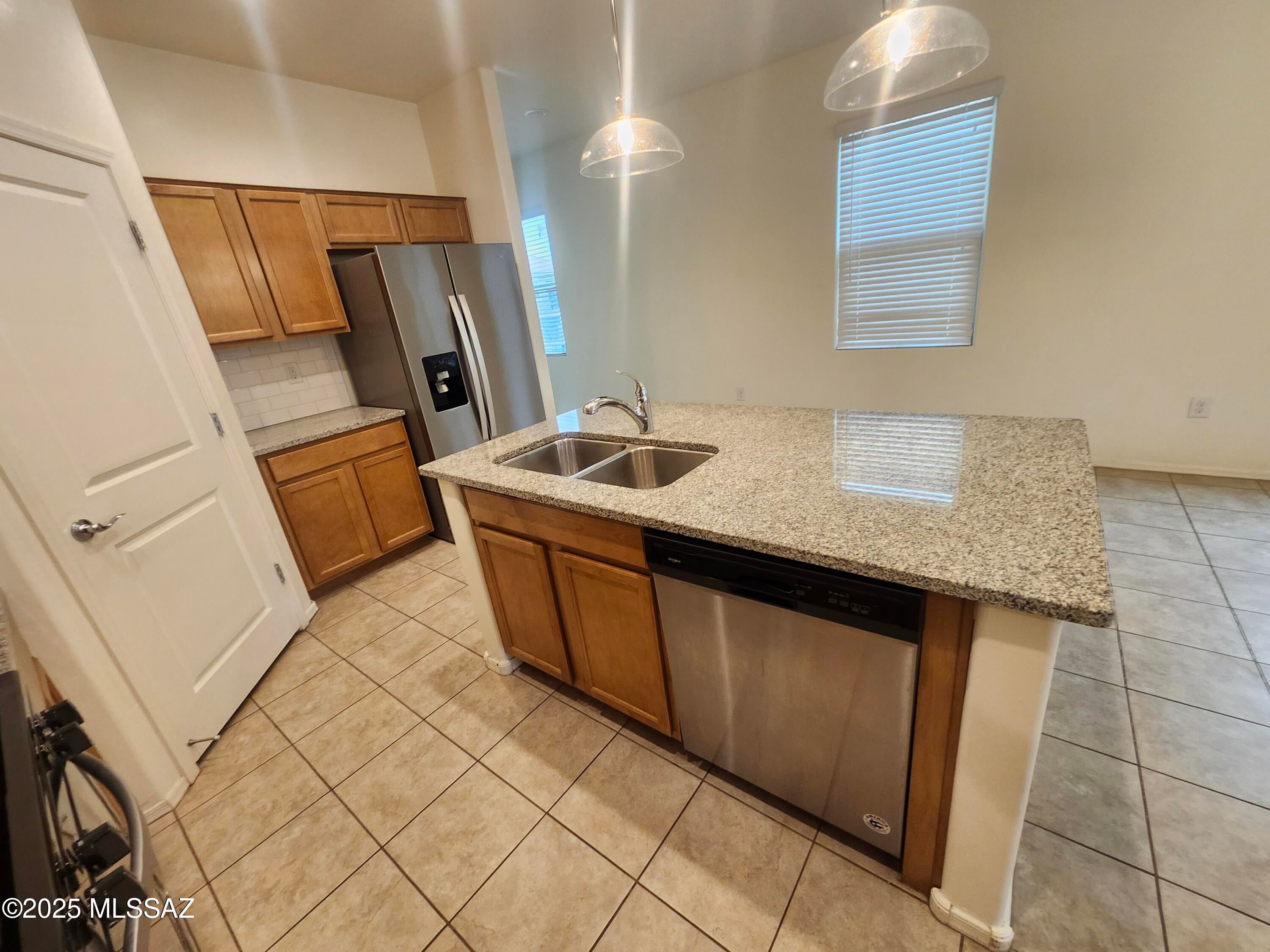 La Estancia De Tucson (411-664) - Residential Lease