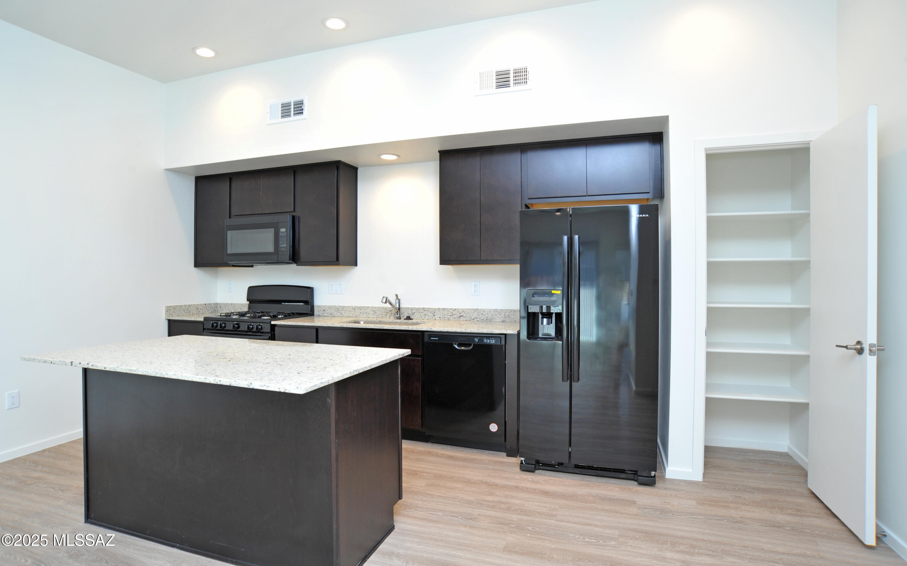 N/A - Residential Lease