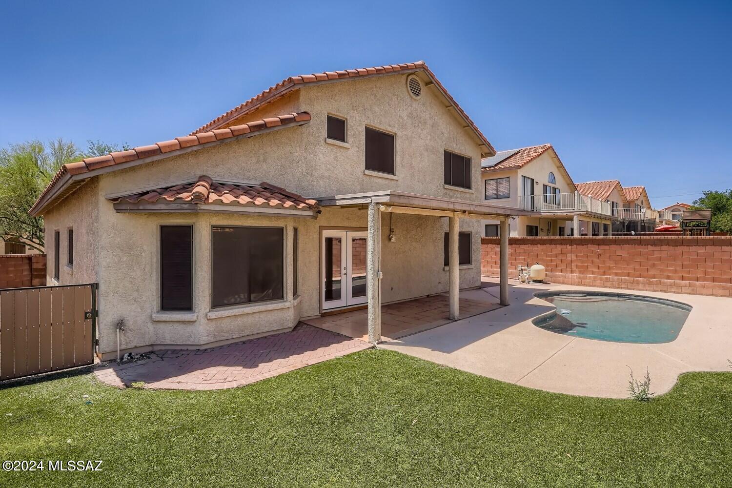 Villages Of La Canada (The) - Residential Lease