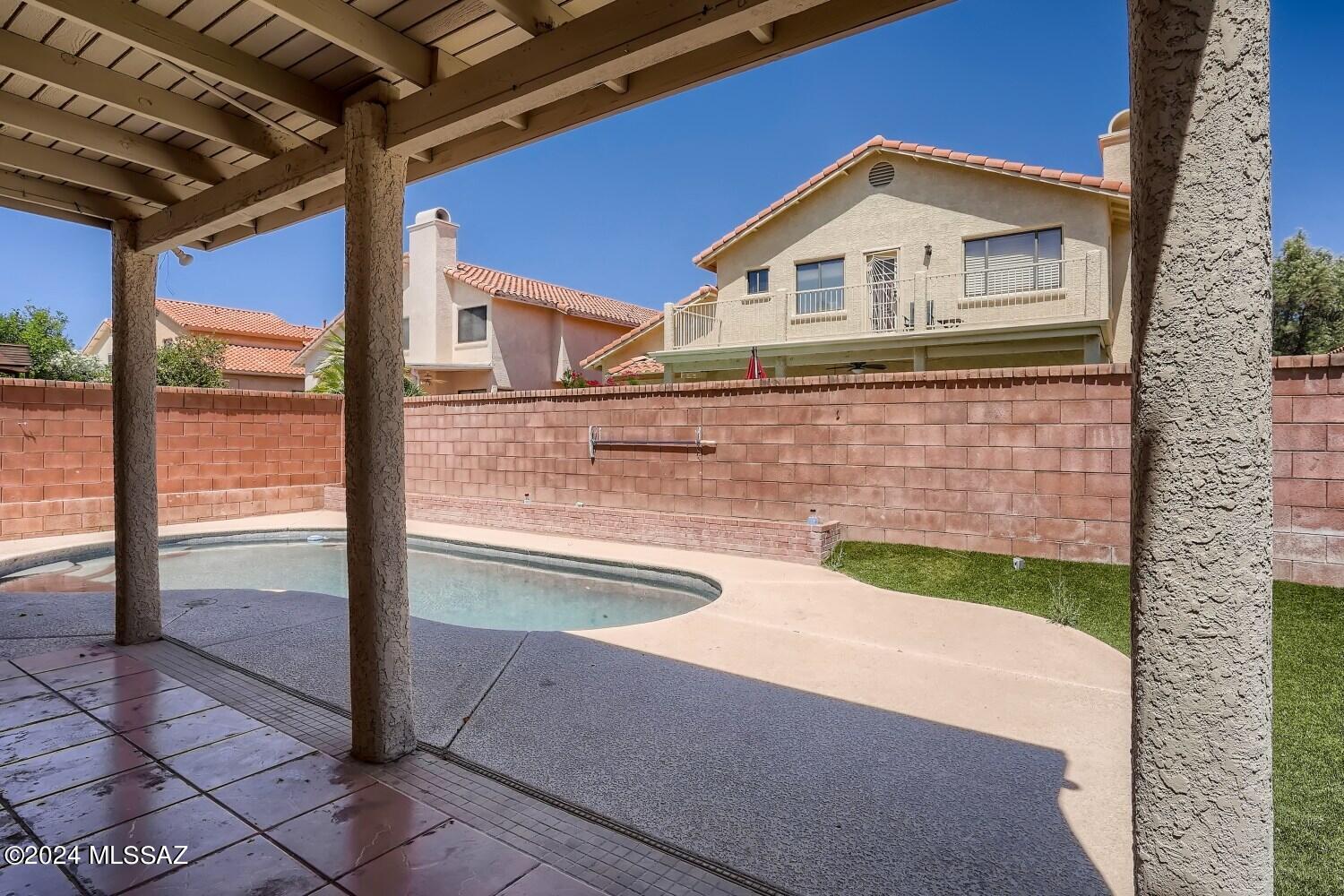 Villages Of La Canada (The) - Residential Lease