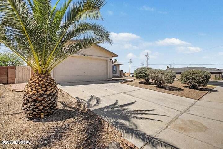 Falcon Point (1-170) - Residential