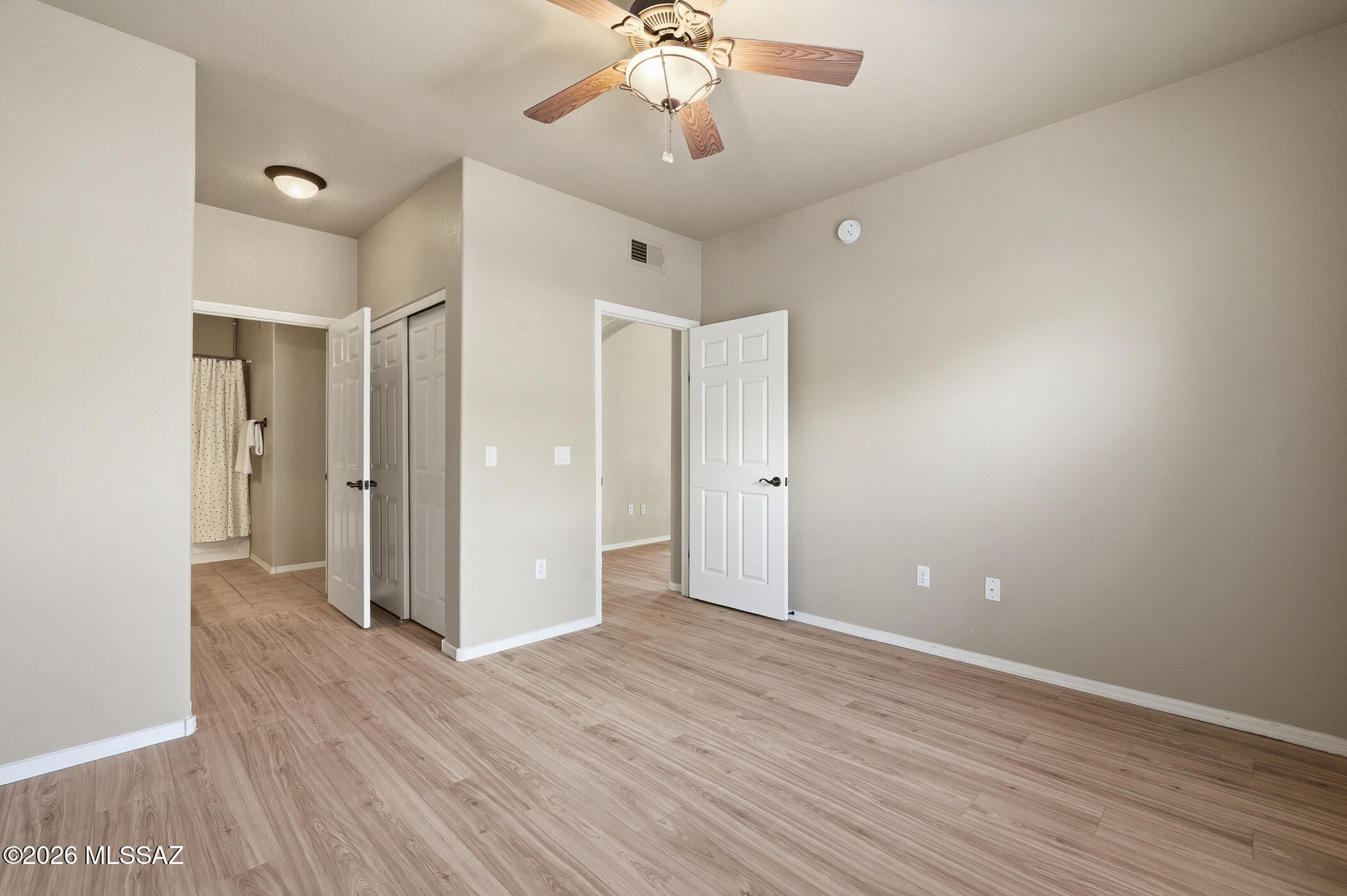 Pinnacle Canyon Condominium - Residential